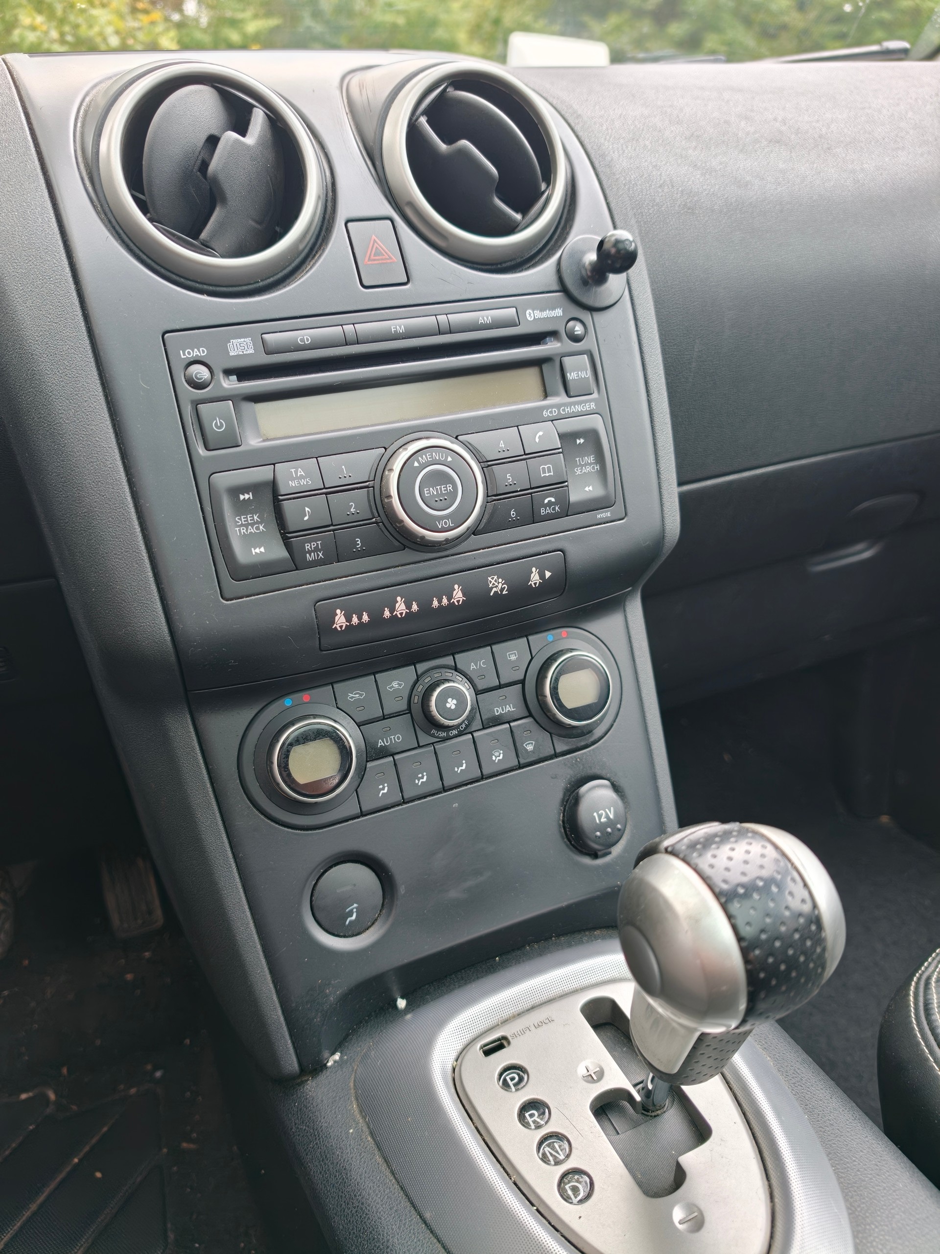 NISSAN Qashqai 2.0 dCi 4WD tekna Automatic-image-7