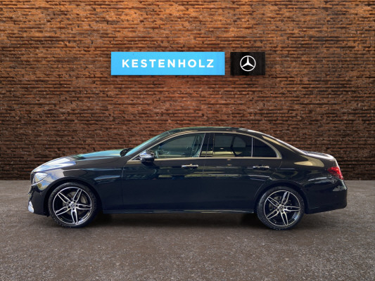 MERCEDES-BENZ E 200 AMG Line 4Matic-showroom-element-3