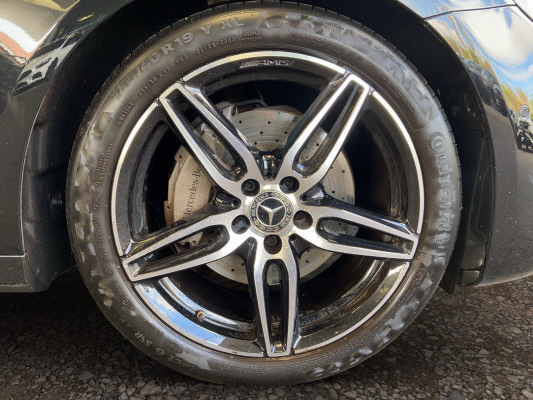 MERCEDES-BENZ E 200 AMG Line 4Matic-image-7