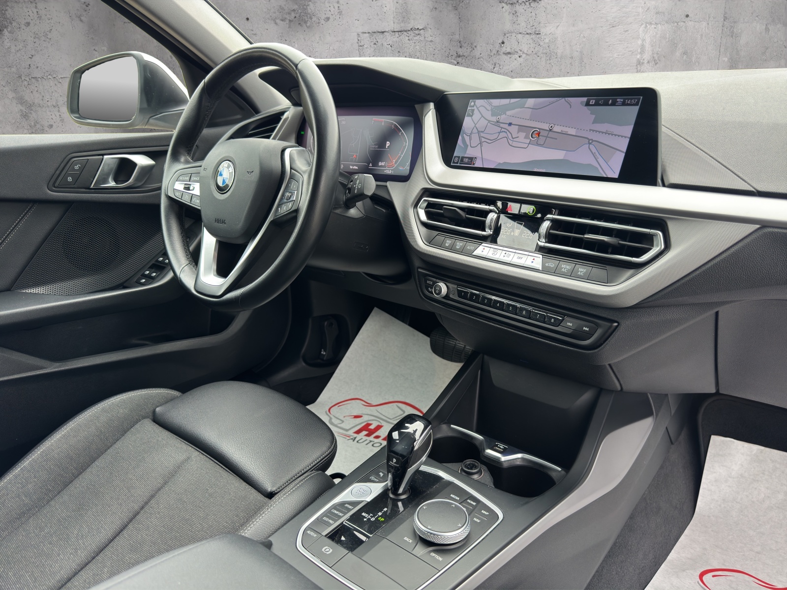 BMW 118i Steptronic-image-12