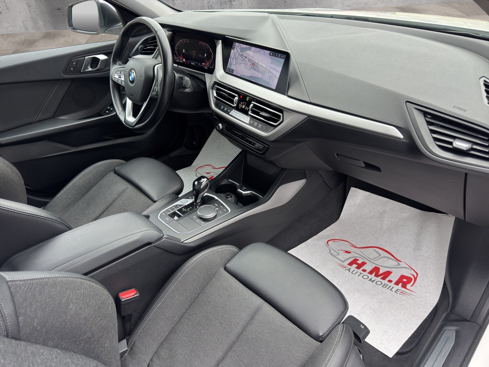BMW 118i Steptronic-image-10