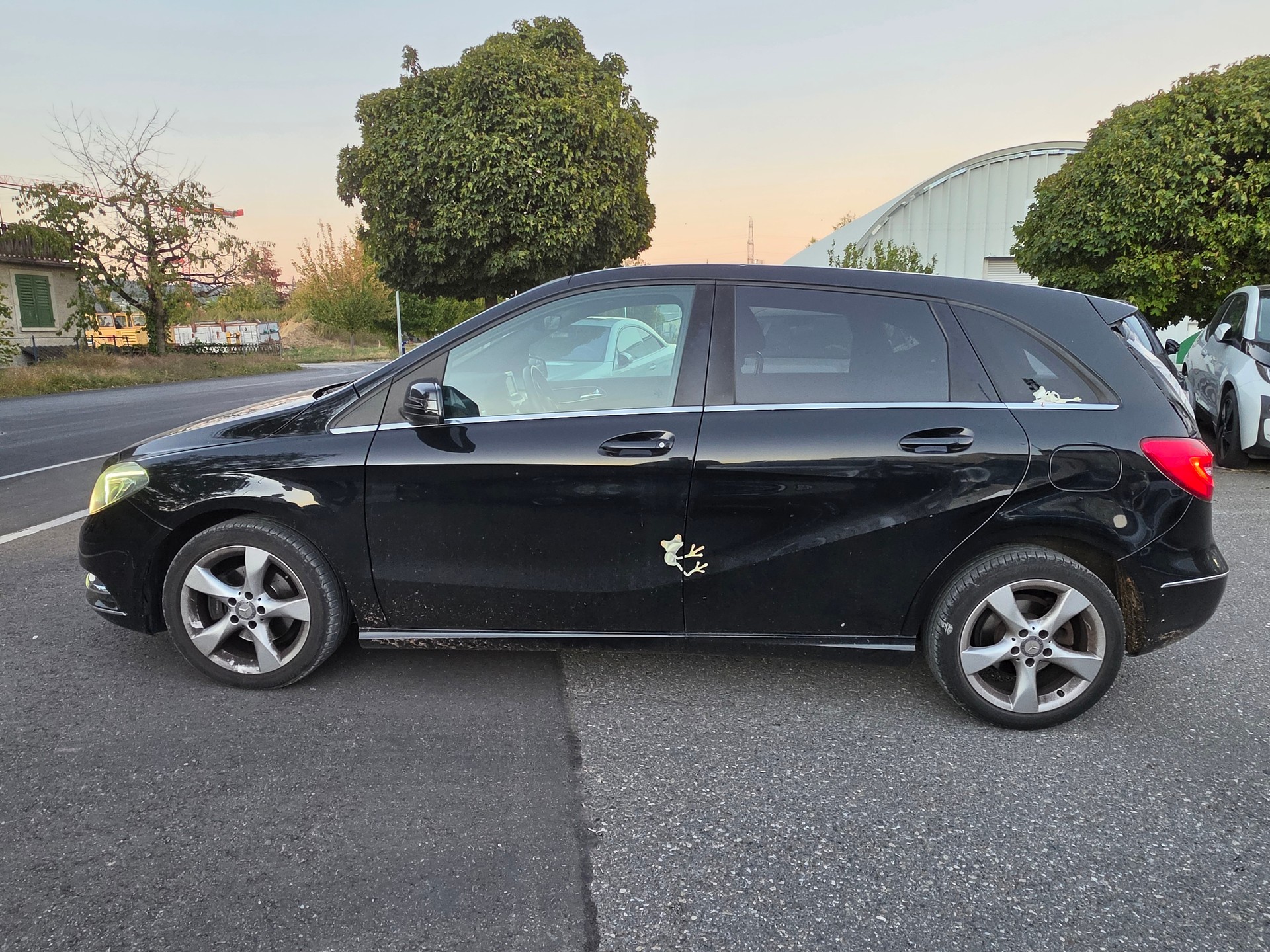 MERCEDES-BENZ B 200 7G-DCT-image-1