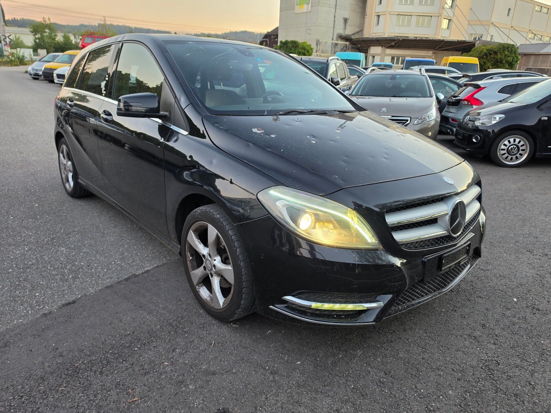 MERCEDES-BENZ B 200 7G-DCT-image-6