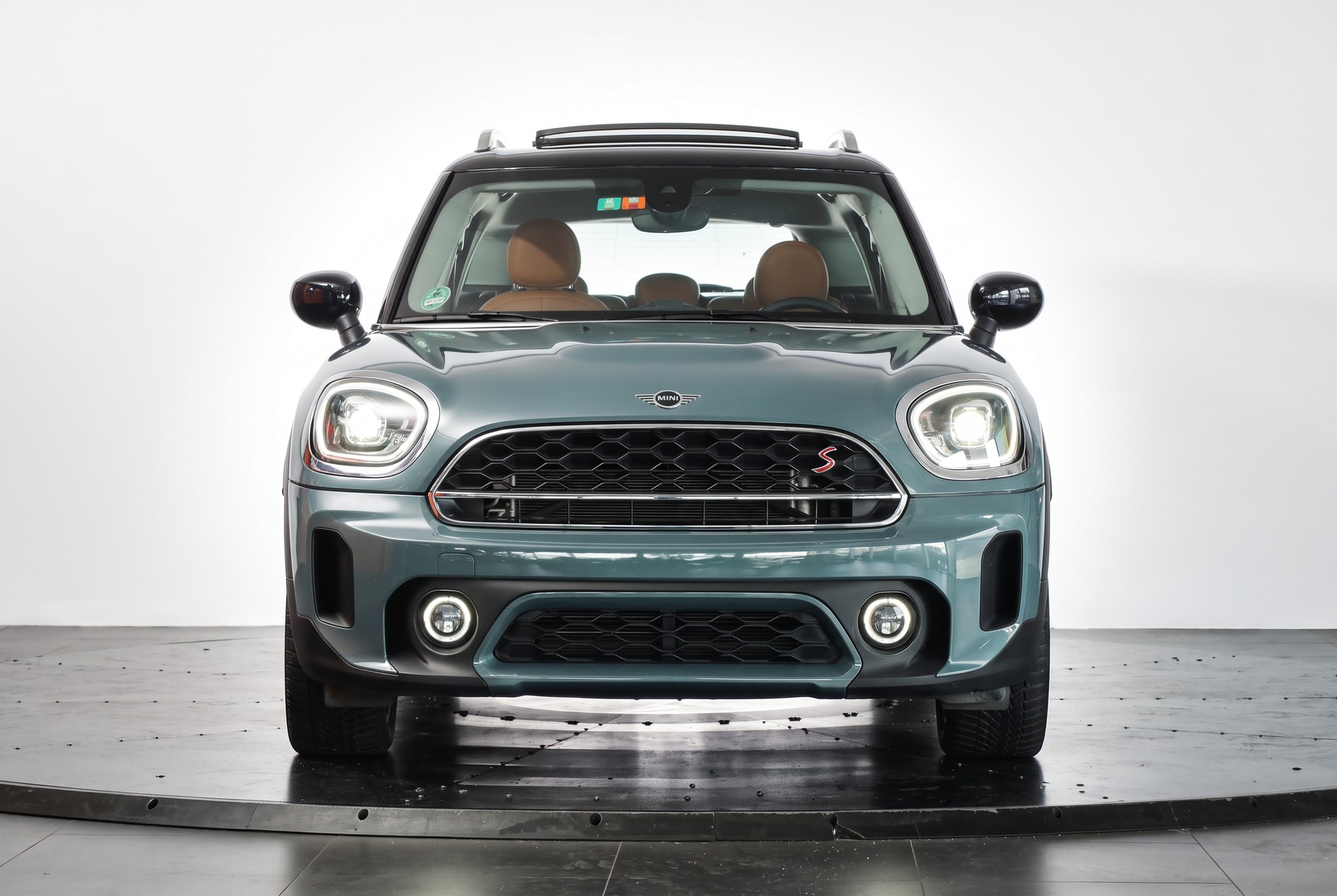 MINI Countryman Cooper S ALL4 Steptronic • Sage Green• Cuir Chester Malt Brown • Toit panoramique-image-1