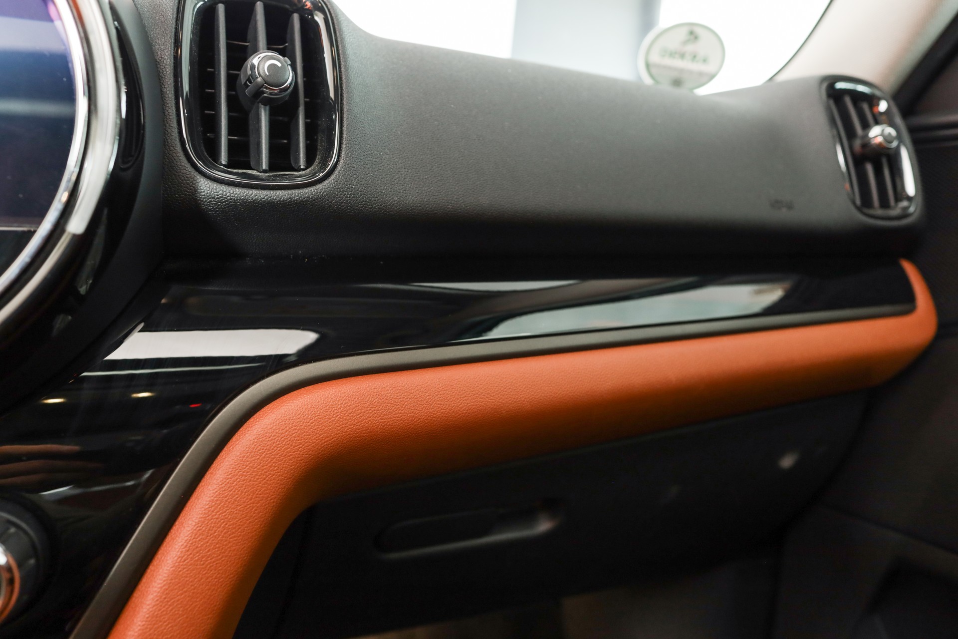 MINI Countryman Cooper S ALL4 Steptronic • Sage Green• Cuir Chester Malt Brown • Toit panoramique-image-23