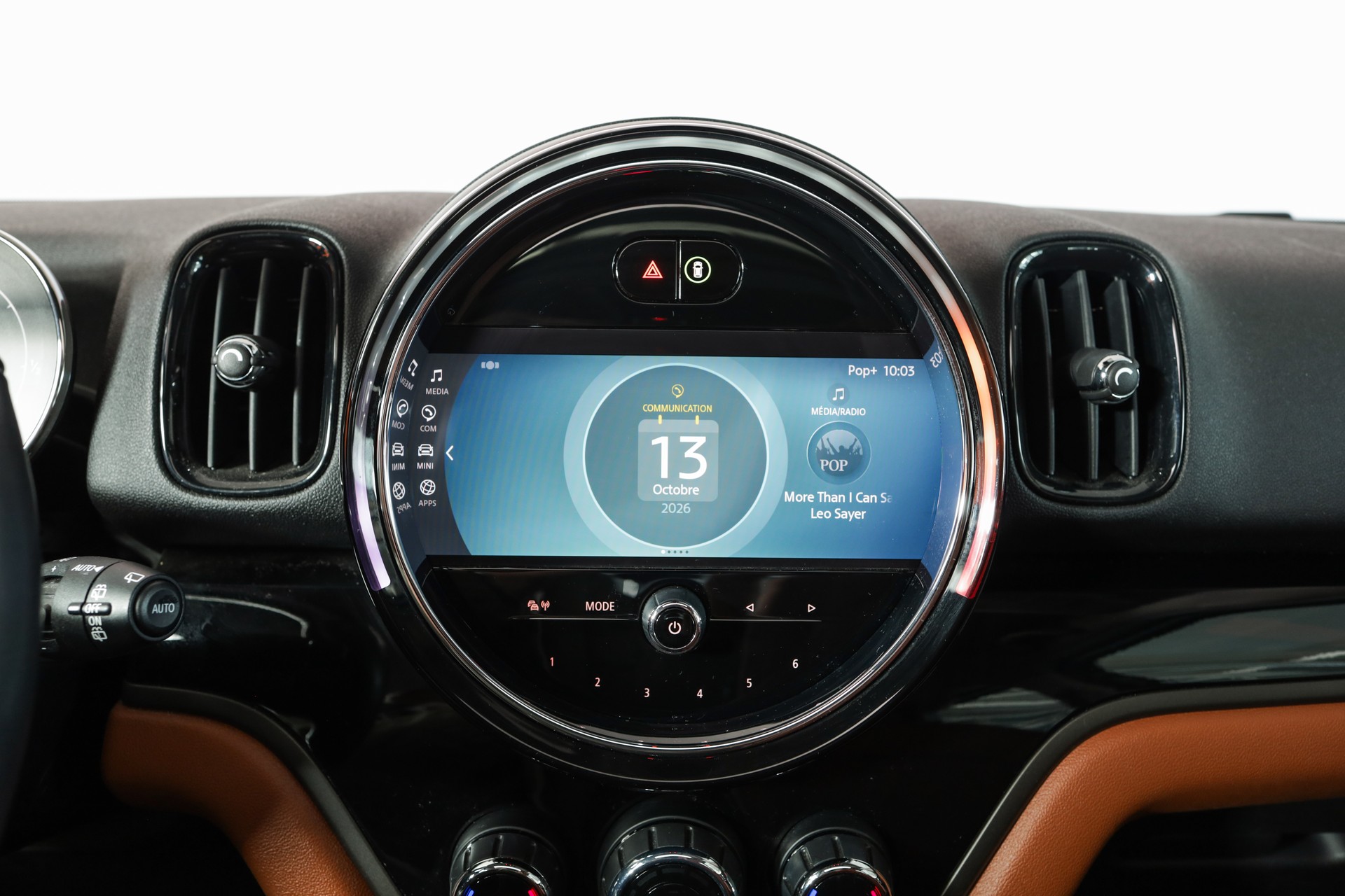 MINI Countryman Cooper S ALL4 Steptronic • Sage Green• Cuir Chester Malt Brown • Toit panoramique-image-15