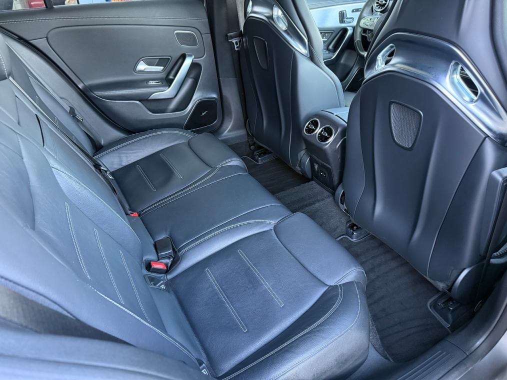 MERCEDES-BENZ A 45 S AMG 4Matic+ Speedshift-image-13