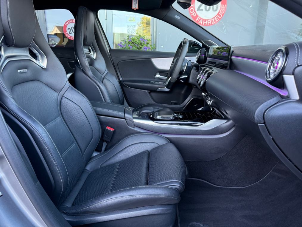 MERCEDES-BENZ A 45 S AMG 4Matic+ Speedshift-image-11