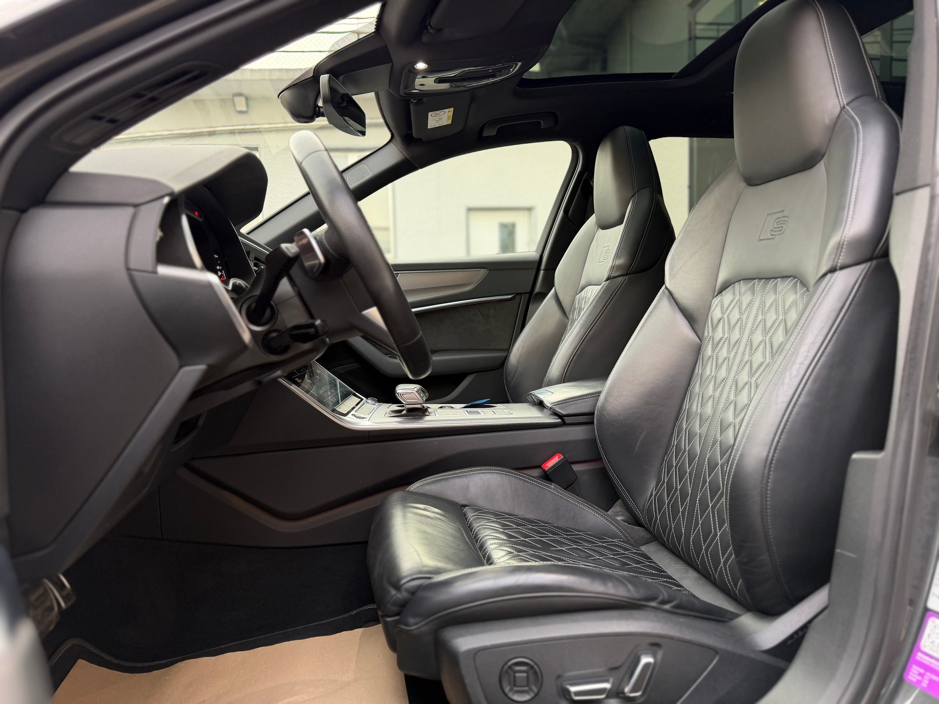 AUDI A6 Avant 50 TDI Sport quattro tiptronic-image-9