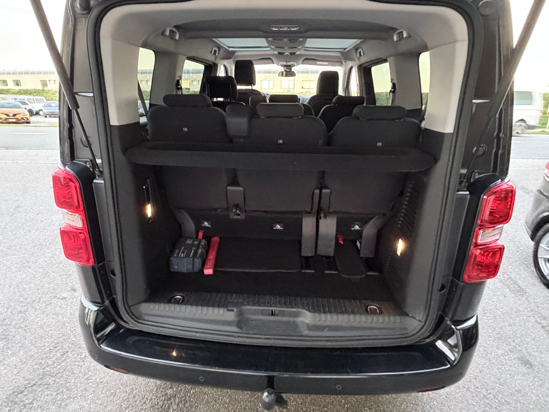 CITROEN Spacetourer 2.0 BlueHDi Feel M EAT+++AB PLATZ IM KUNDENAUFTRAG+++-image-13