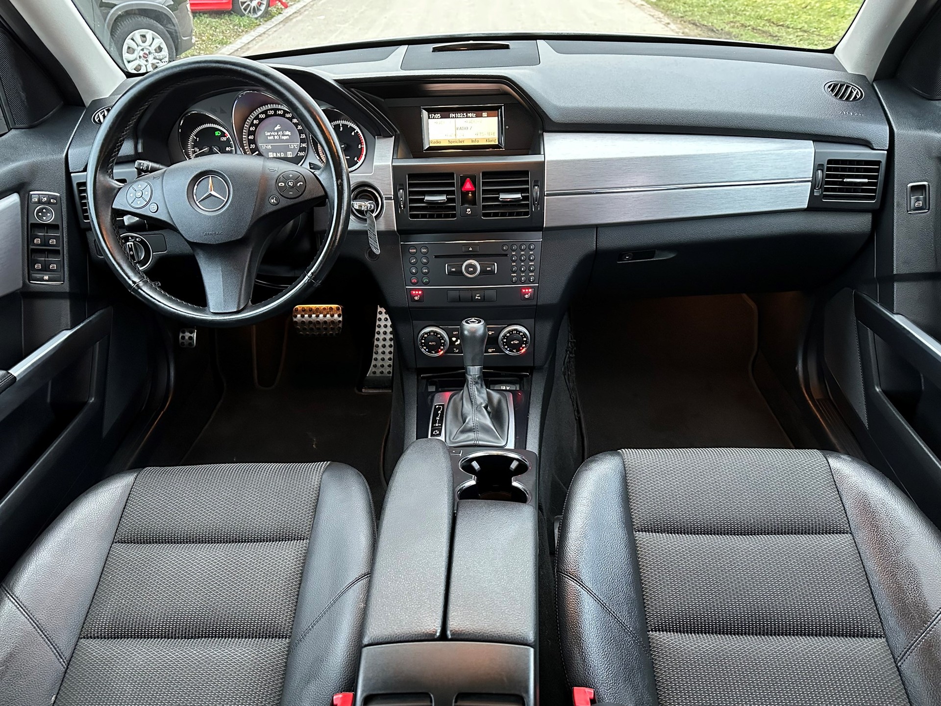 MERCEDES-BENZ GLK 250 CDI BlueEfficiency 4Matic 7G-Tronic-image-7