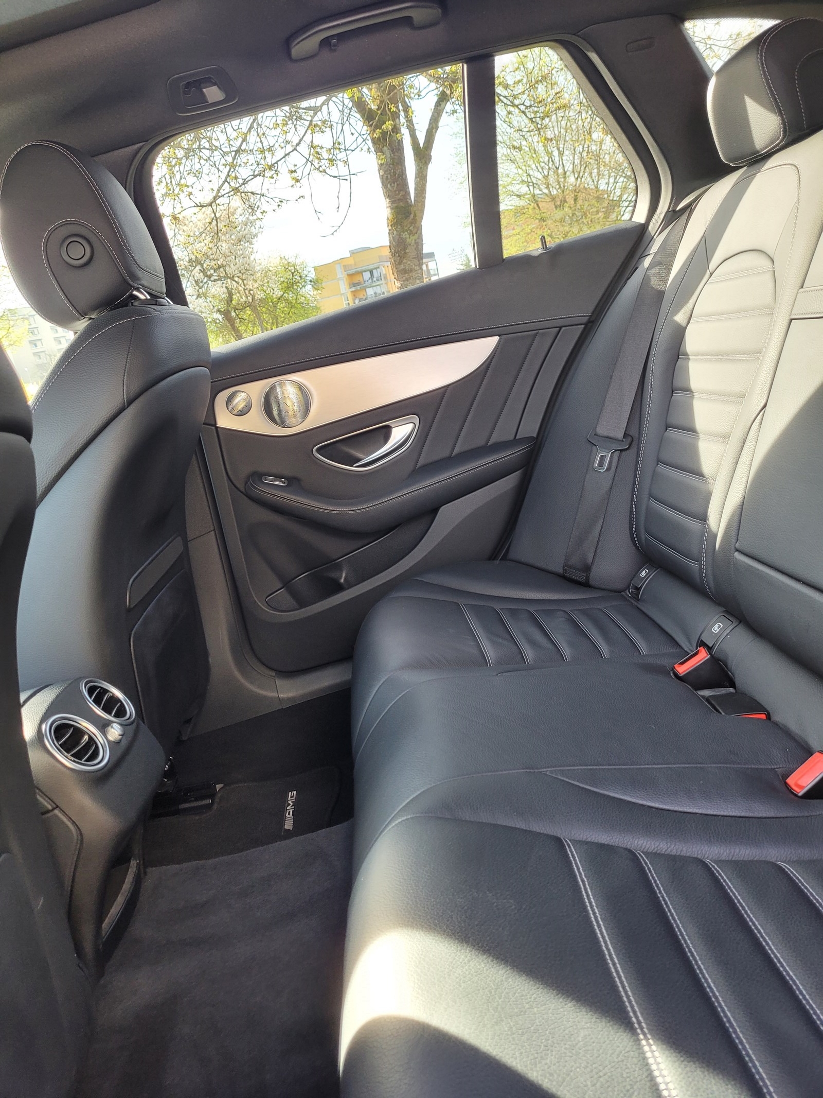MERCEDES-BENZ C 43 AMG 4Matic 9G-Tronic-image-5