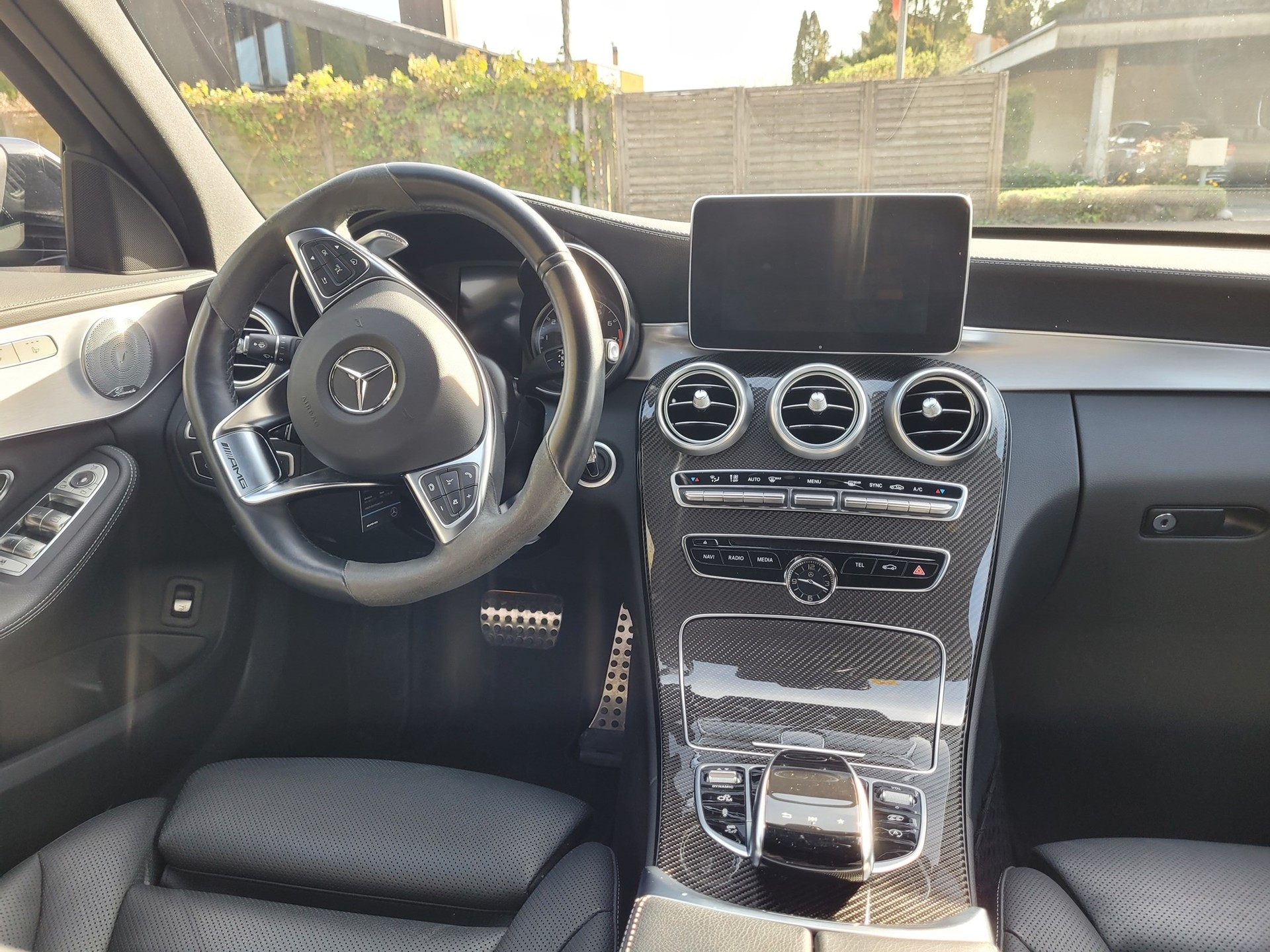 MERCEDES-BENZ C 43 AMG 4Matic 9G-Tronic-image-4