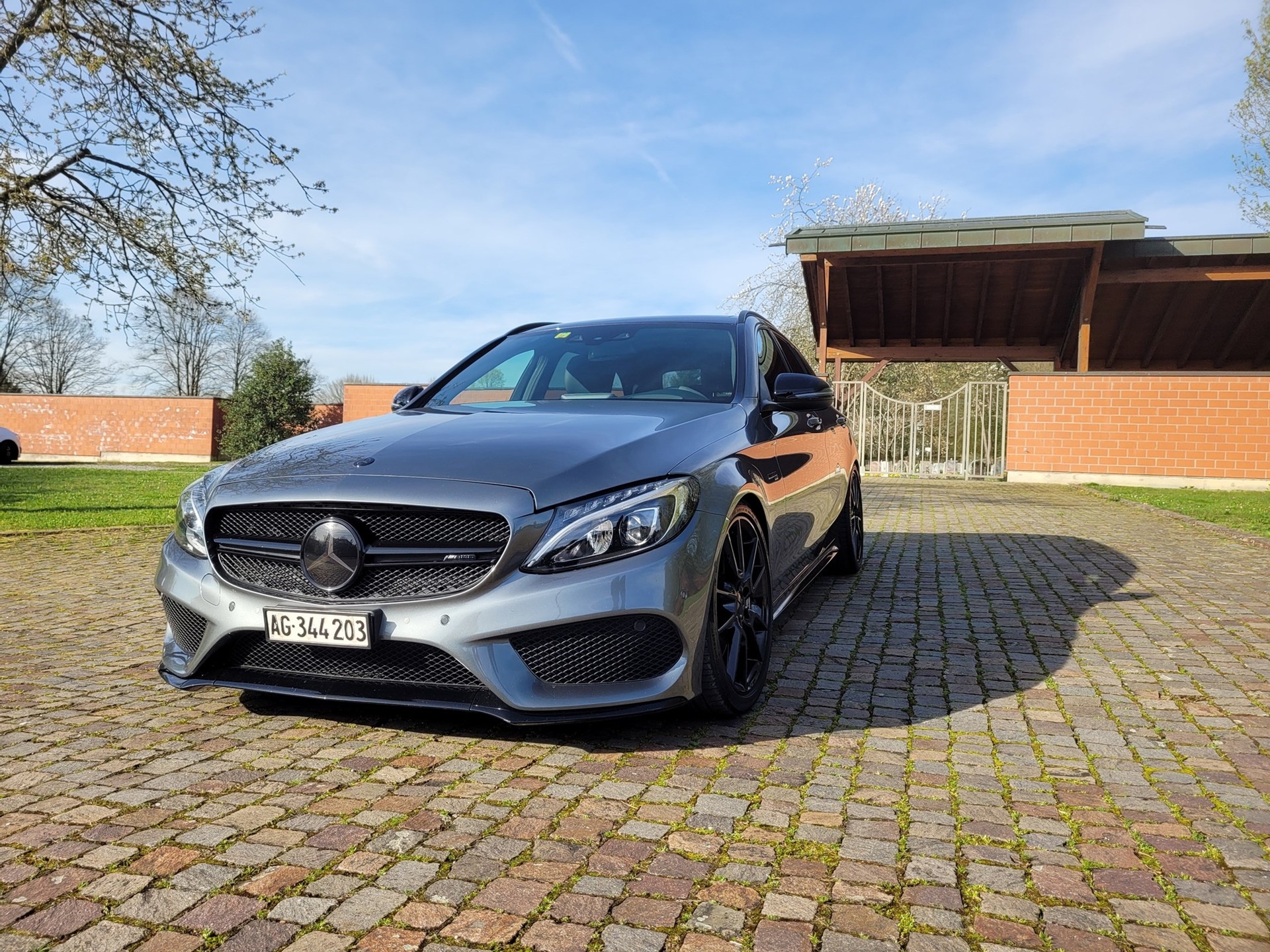 MERCEDES-BENZ C 43 AMG 4Matic 9G-Tronic-image-2