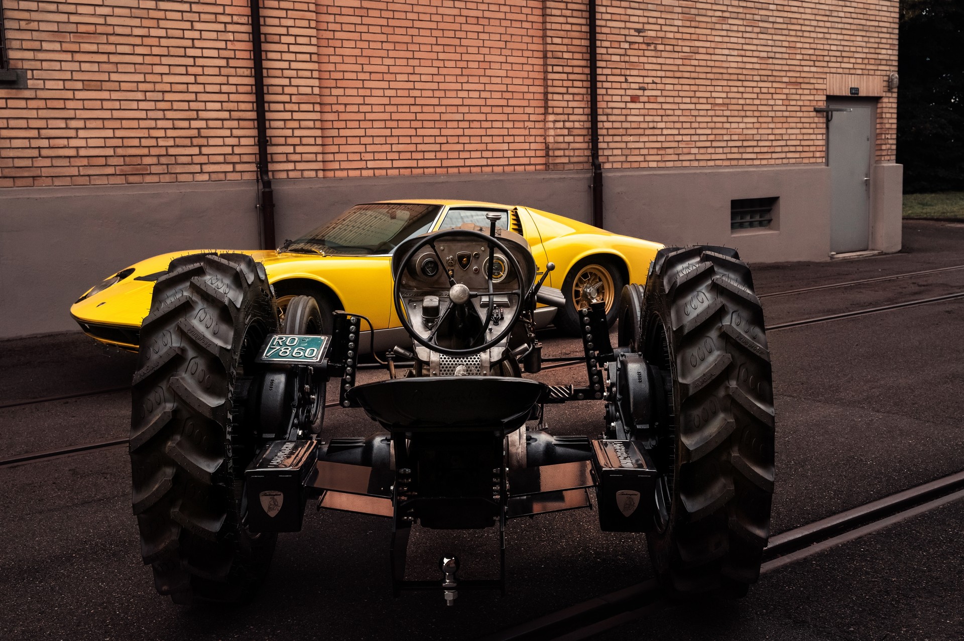 LAMBORGHINI Centenario 04 Trattore-image-17