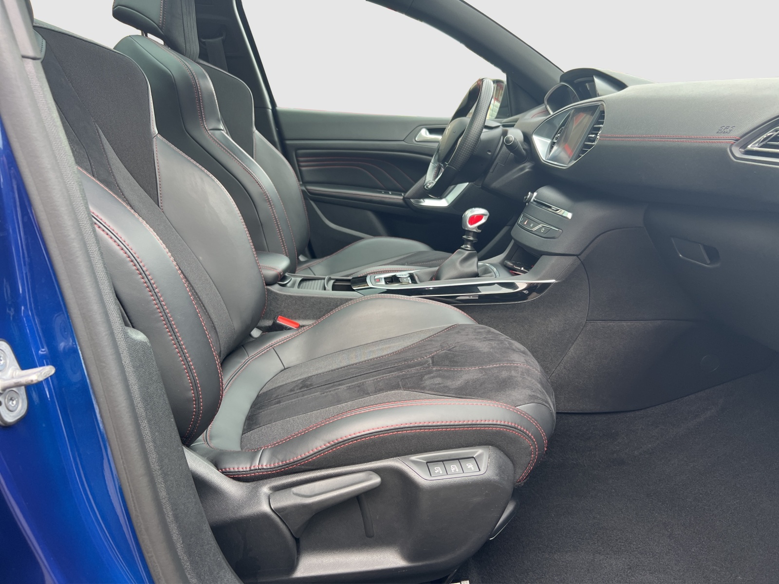 PEUGEOT 308 1.6 THP GTi-image-14