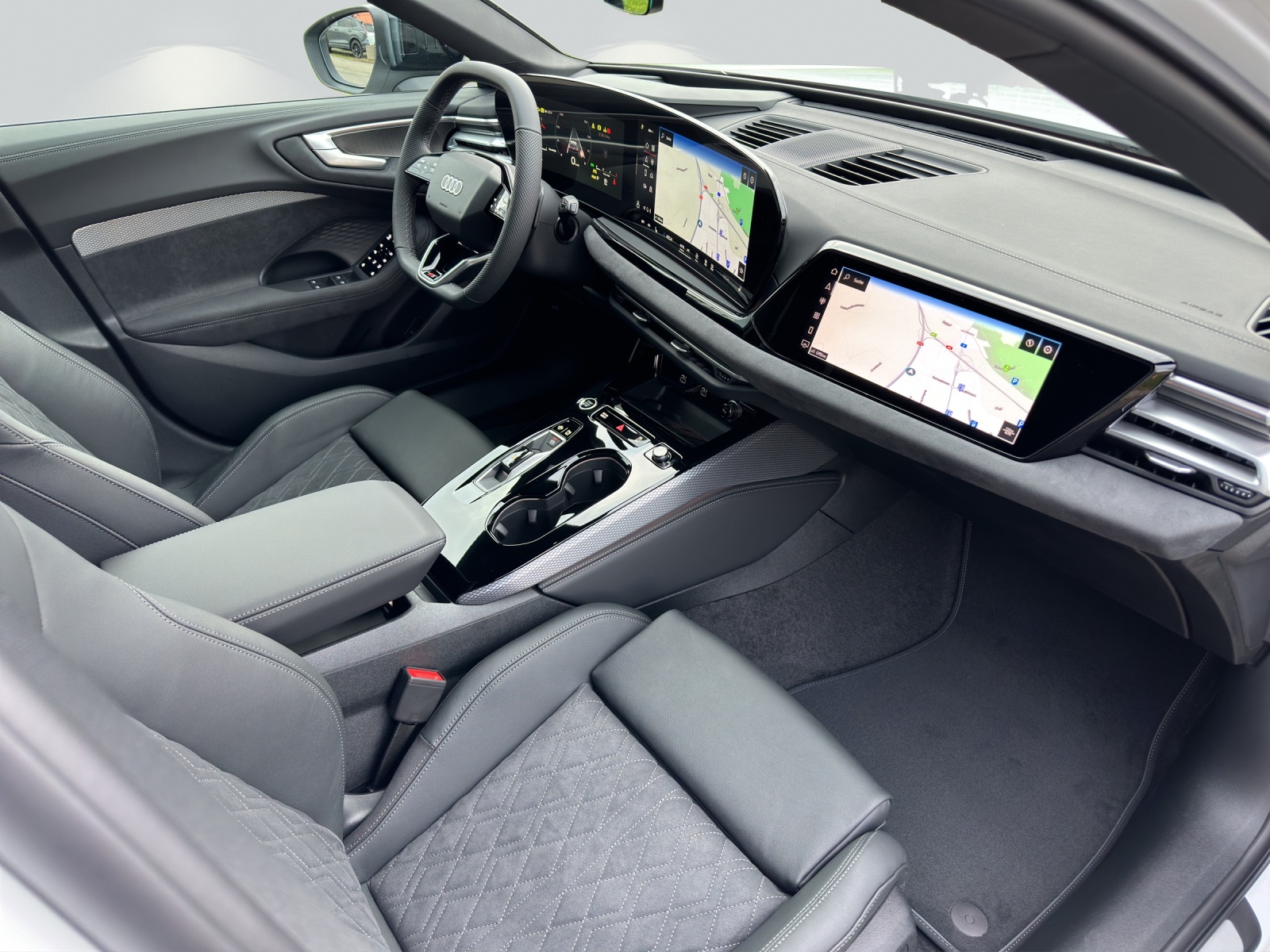 AUDI A5 Avant TDI quattro 150 kW Attraction S tronic-image-7