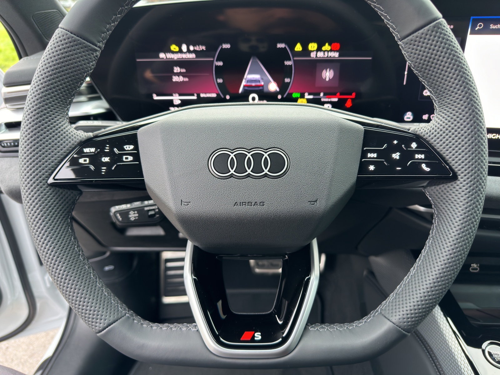 AUDI A5 Avant TDI quattro 150 kW Attraction S tronic-image-16
