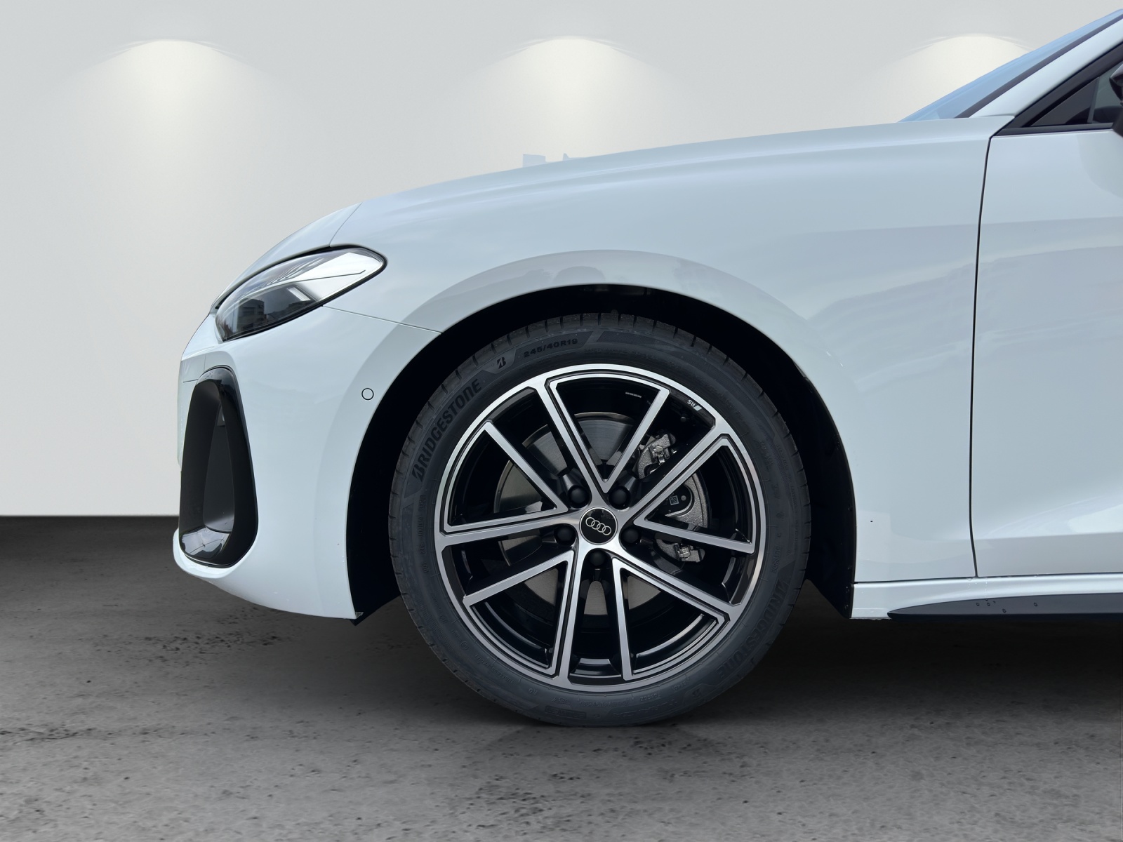 AUDI A5 Avant TDI quattro 150 kW Attraction S tronic-image-10