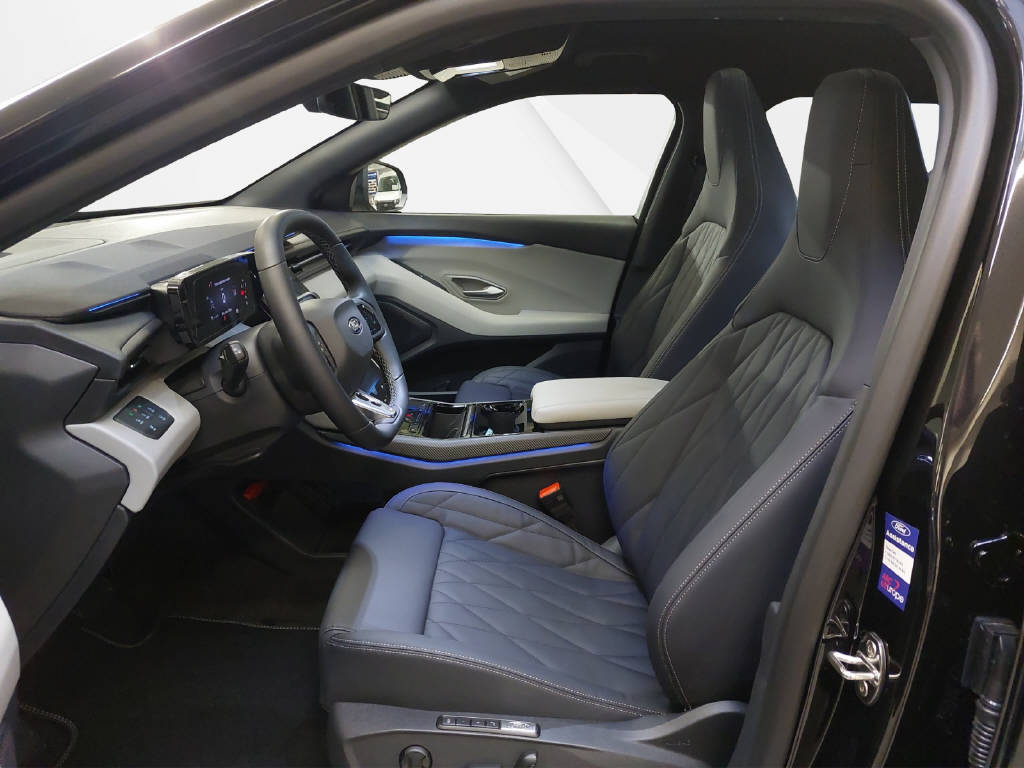 FORD Capri Extended Range Premium-image-4