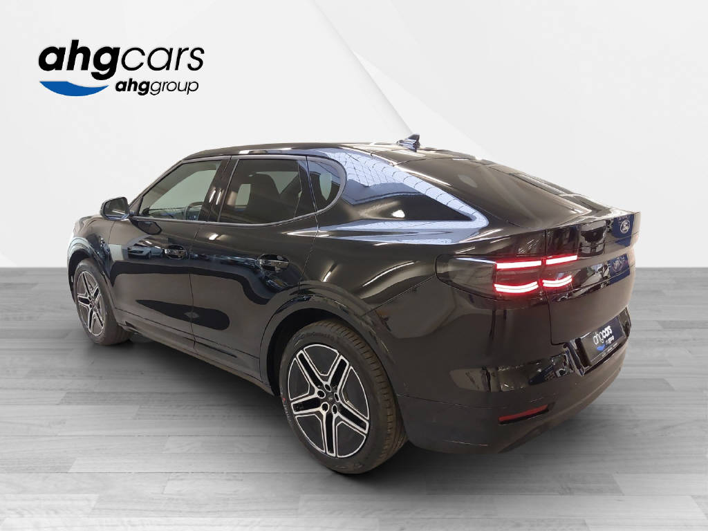 FORD Capri Extended Range Premium-image-2