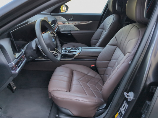 BMW i7 xDrive 60 M Sport Pro-image-7