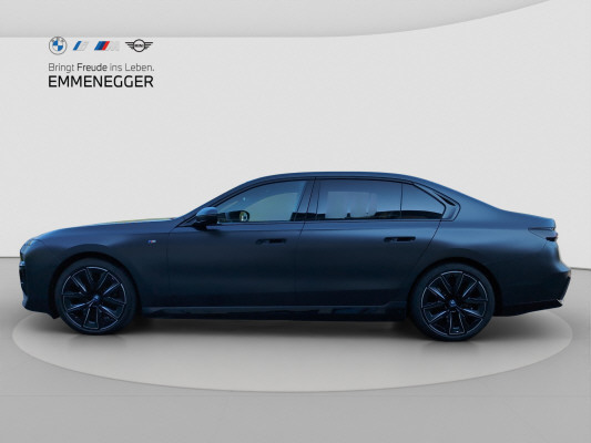BMW i7 xDrive 60 M Sport Pro-showroom-element-1
