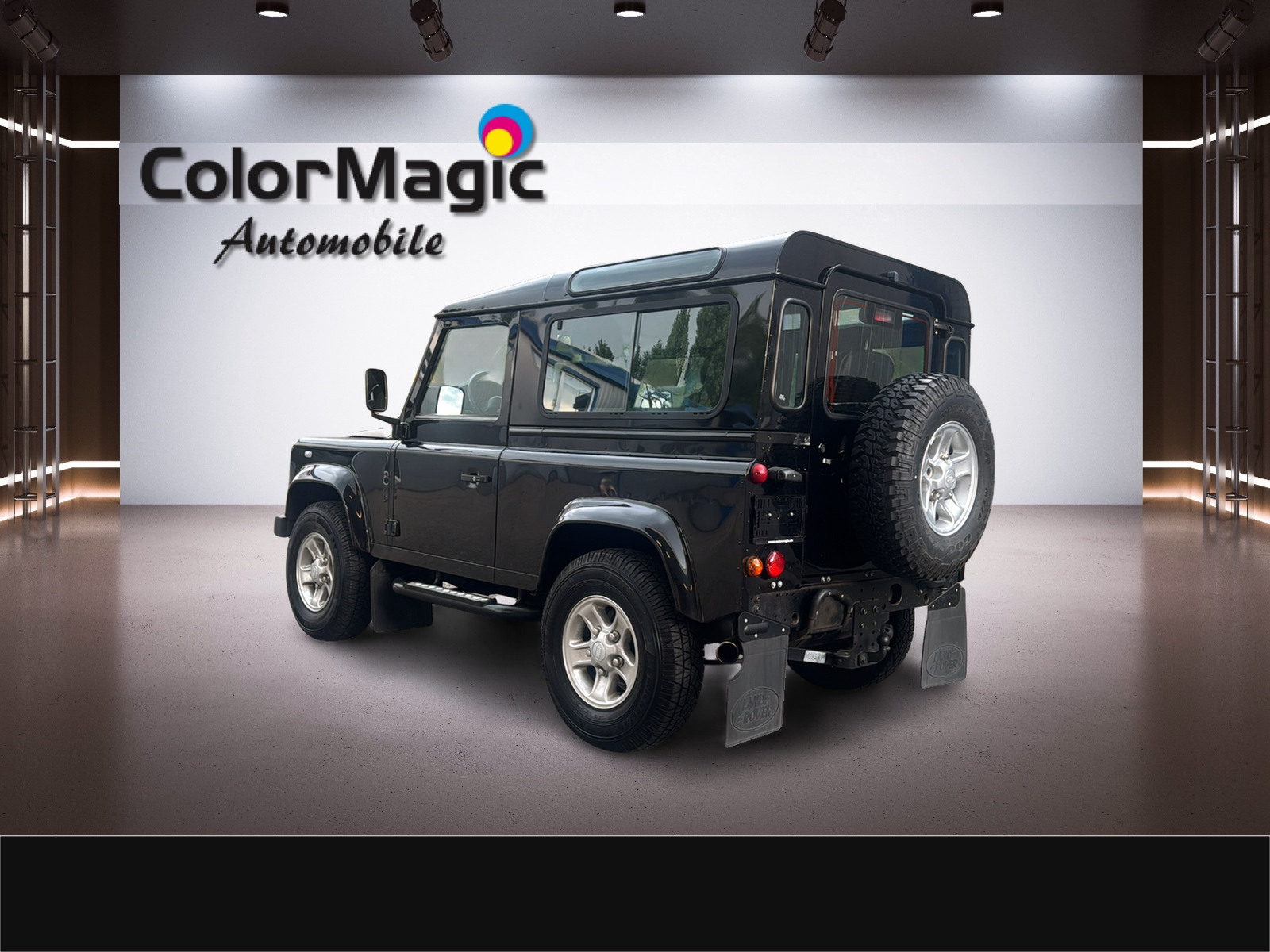 LAND ROVER Defender 90 2.4 Td4 Station Wagon-image-2