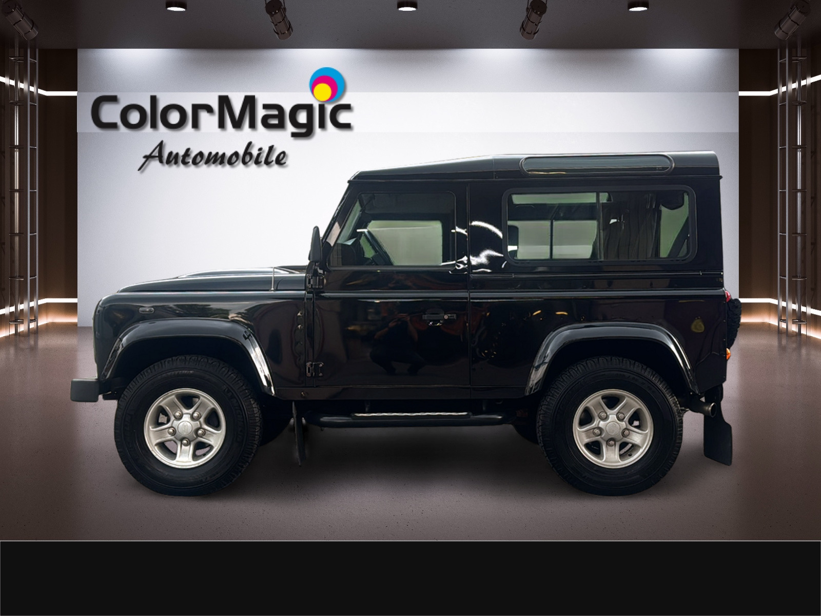 LAND ROVER Defender 90 2.4 Td4 Station Wagon-image-1