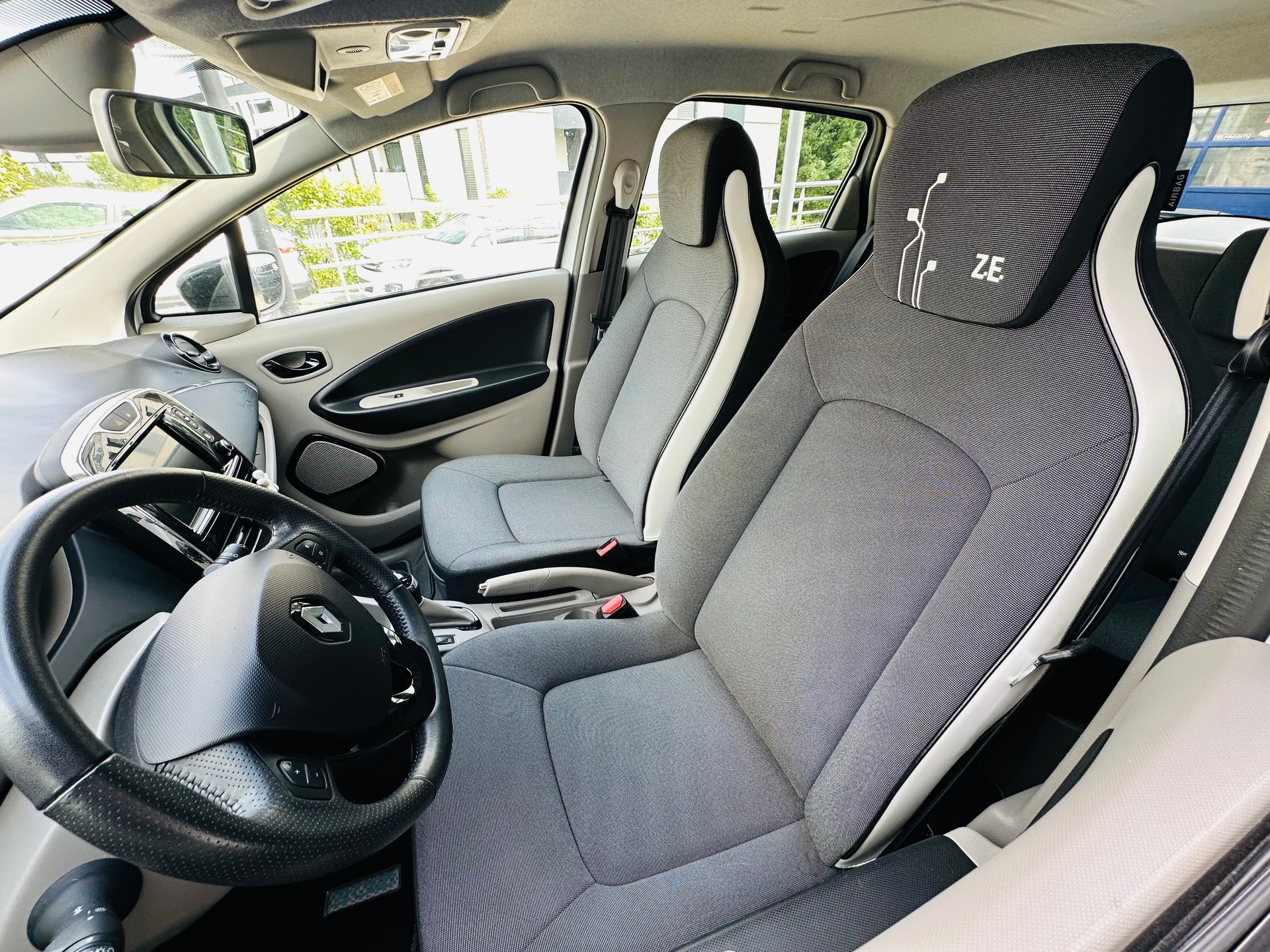 RENAULT Zoe Zen Q210 (Batterie Miete)-image-17