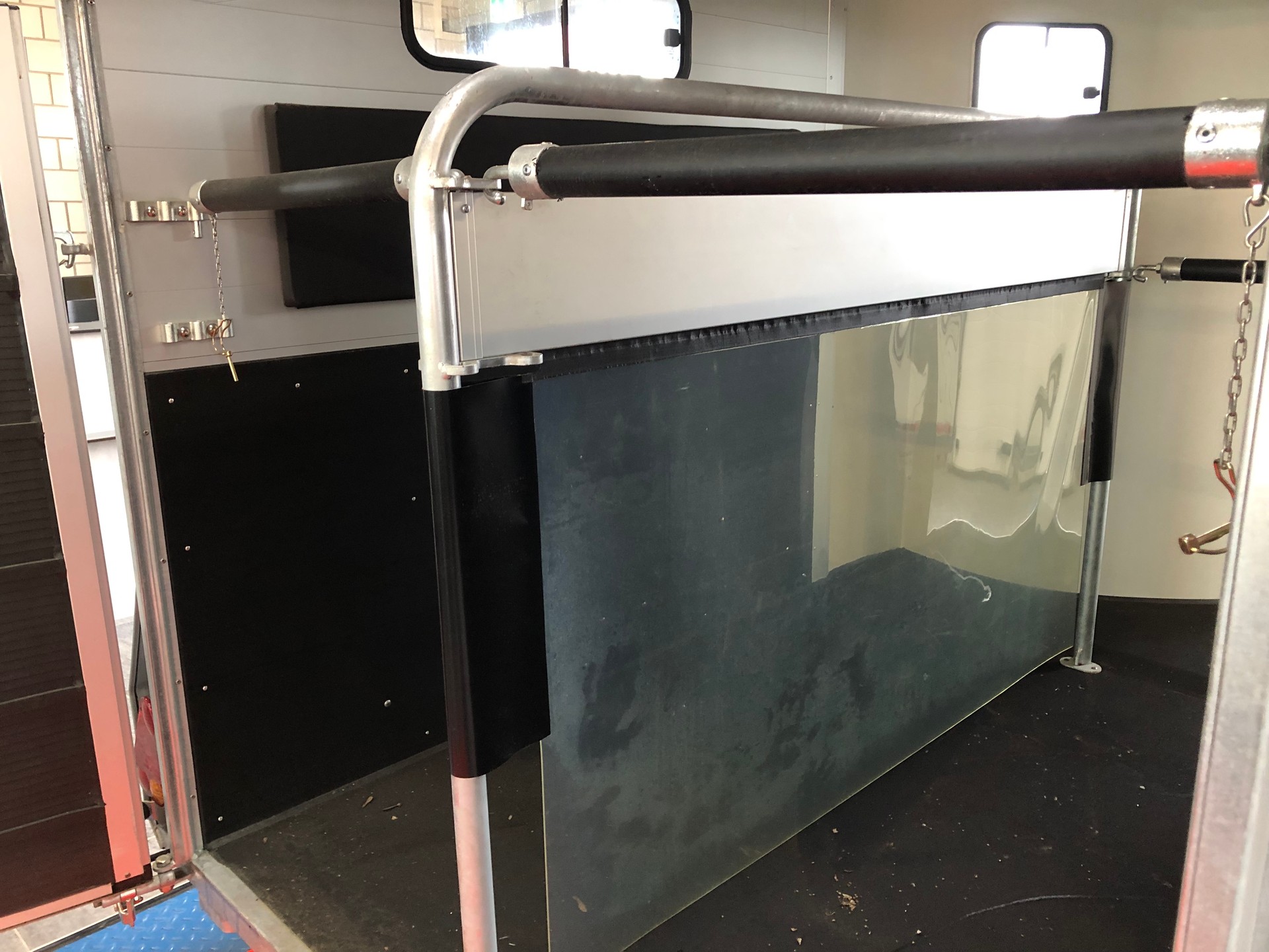 DALTEC CHEVAL LIBERTE GOLD 3-image-13