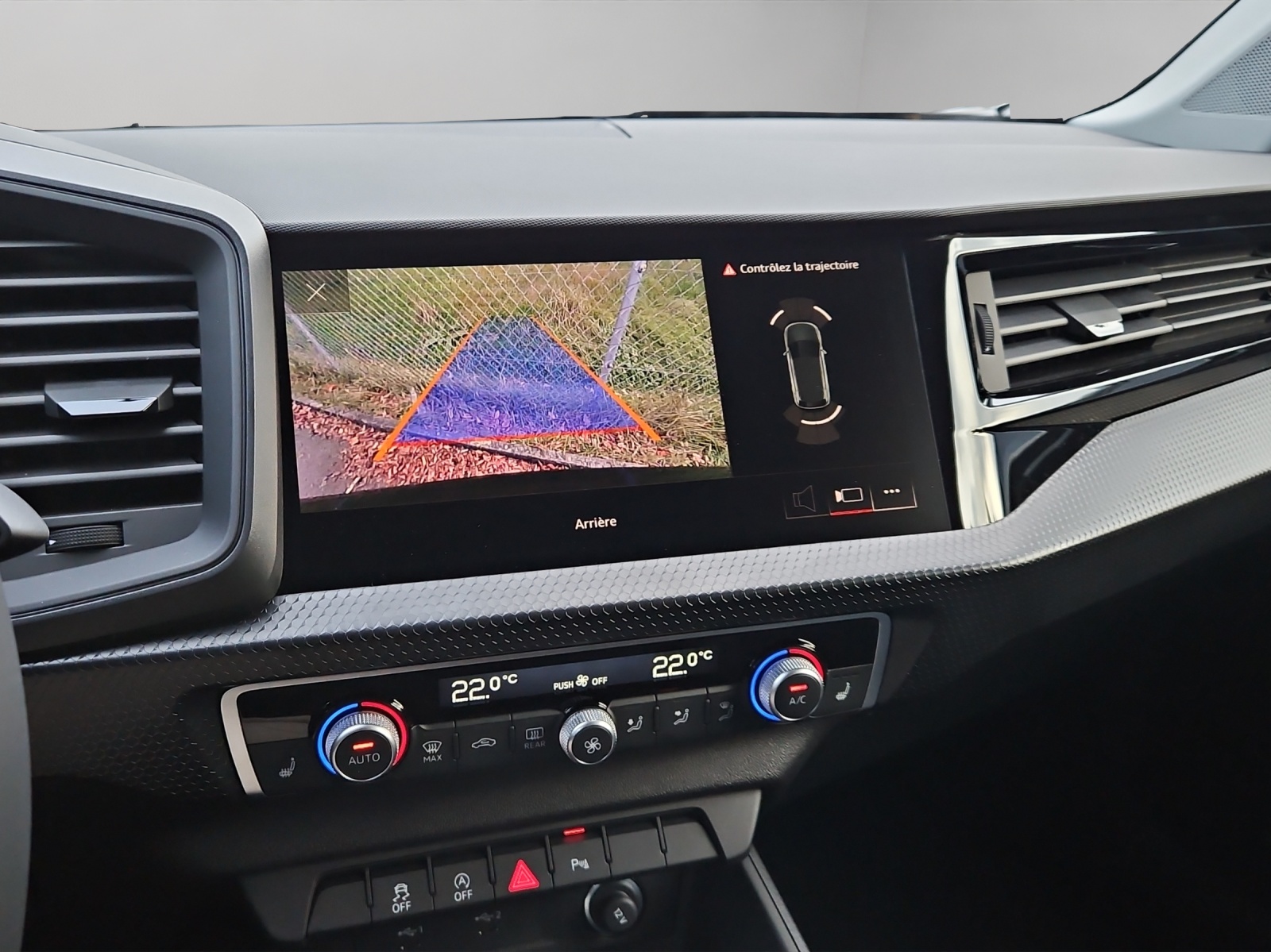 AUDI A1 Sportback 30 TFSI Attraction S-tronic-image-11