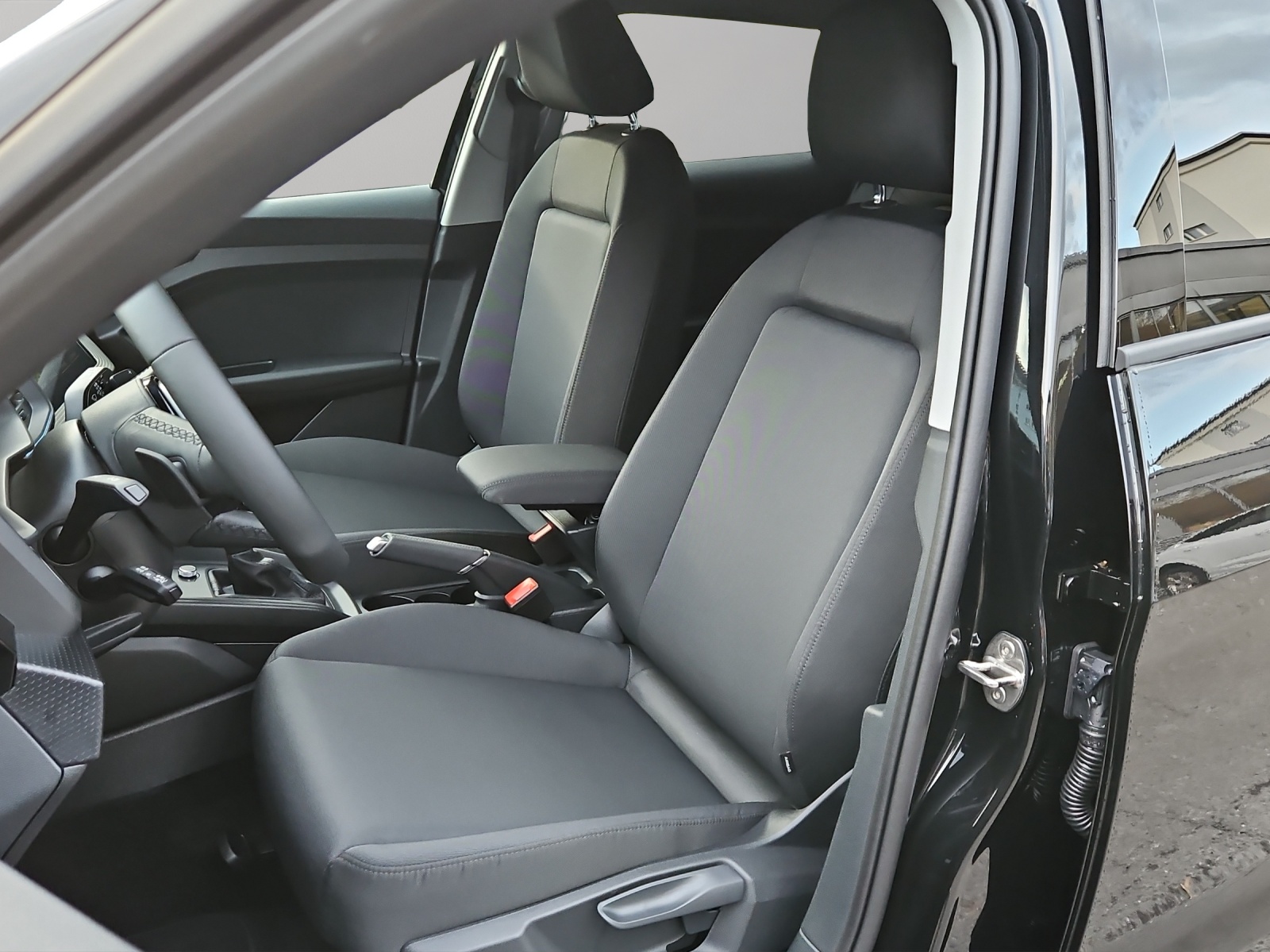 AUDI A1 Sportback 30 TFSI Attraction S-tronic-image-7