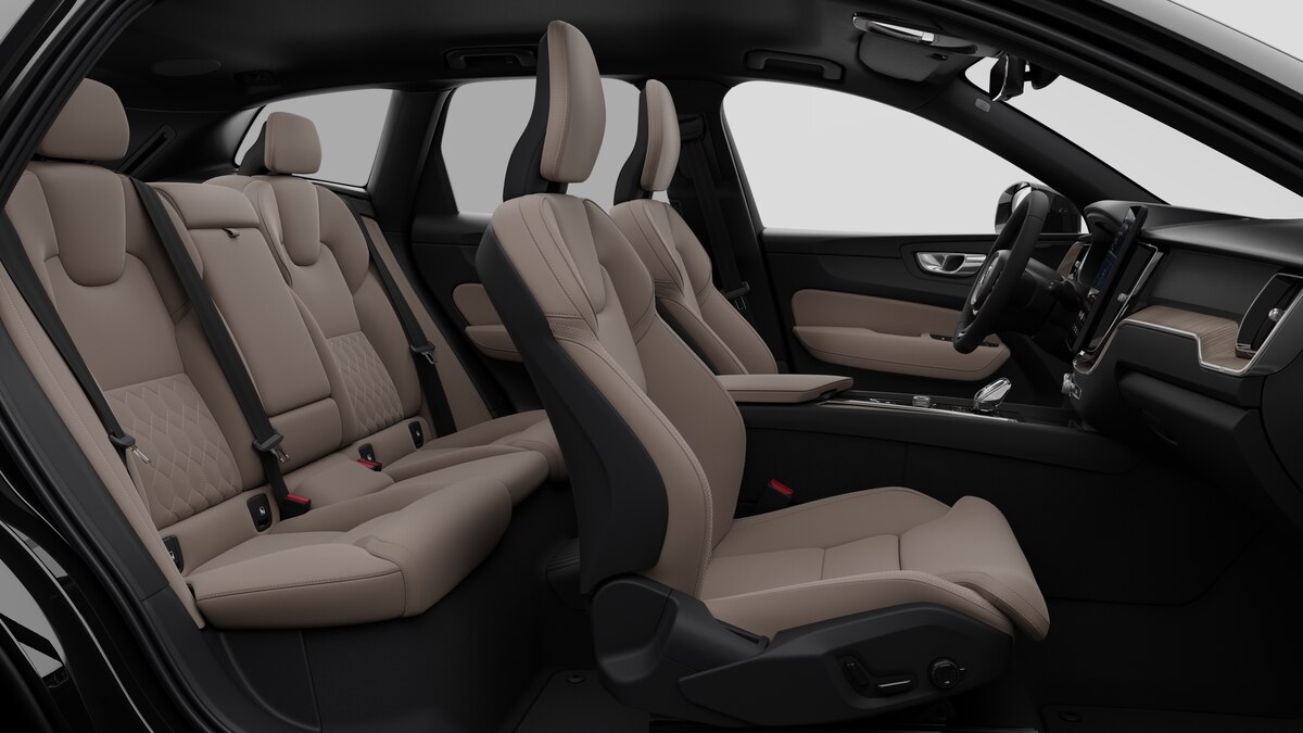 VOLVO XC60 2.0 T6 TE Plus Dark eAWD-image-13