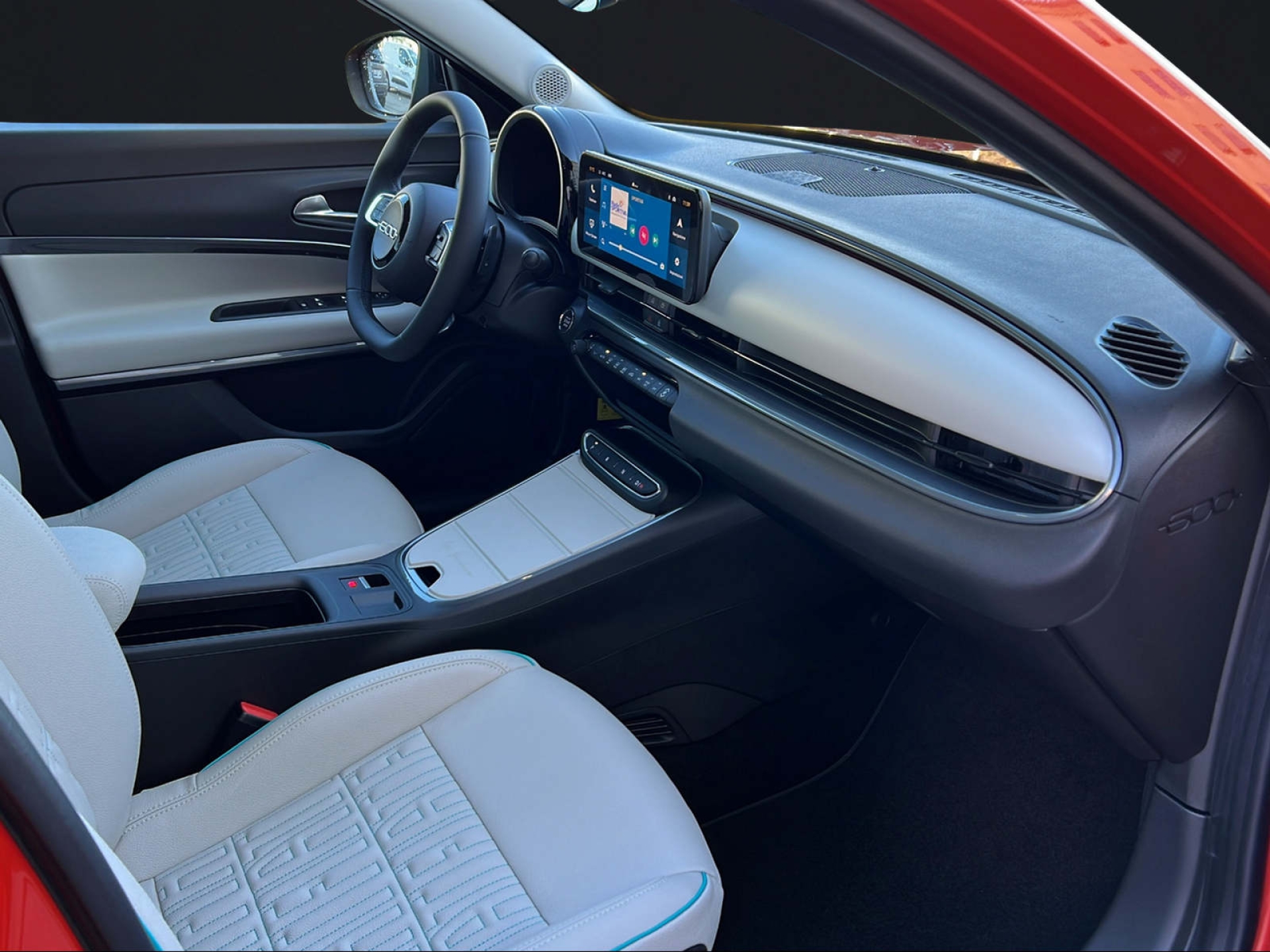 FIAT 600 1.2 Hybrid La Prima-image-9