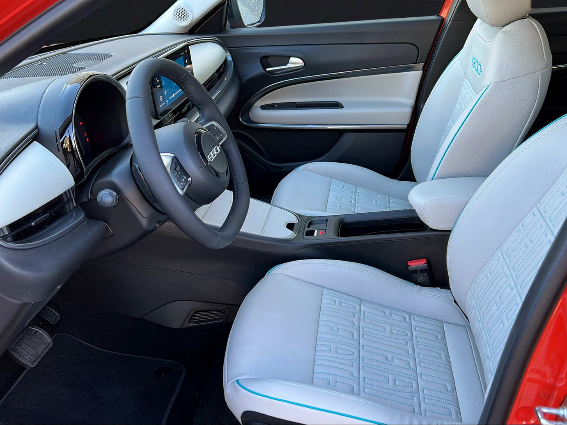 FIAT 600 1.2 Hybrid La Prima-image-6