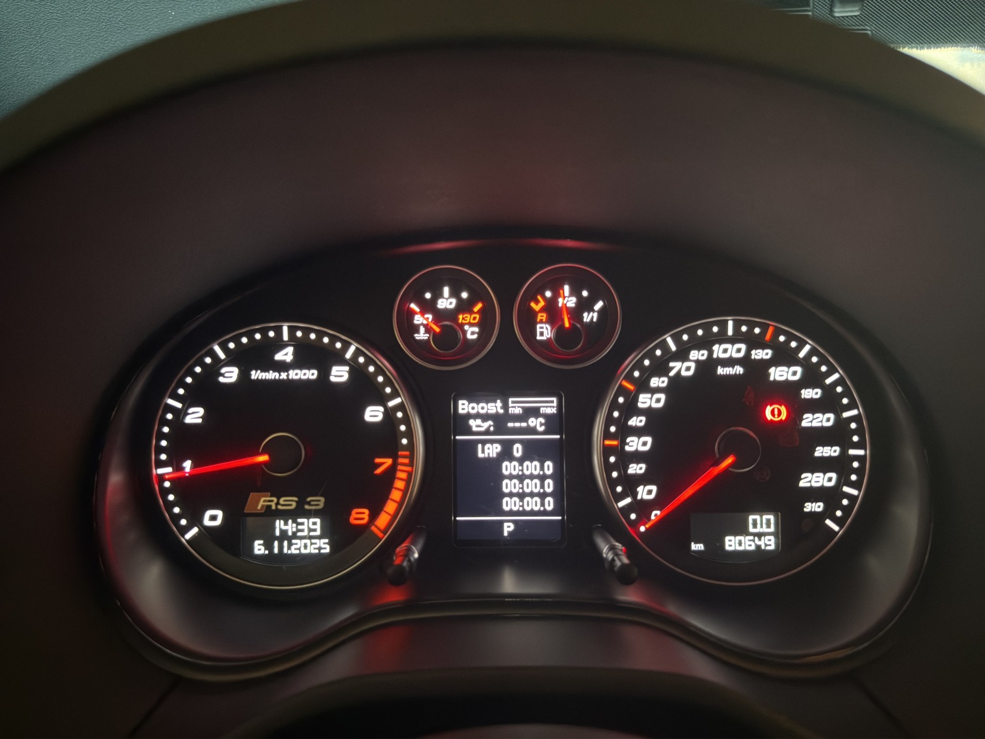 AUDI RS3 Sportback 2.5 TFSI quattro S-tronic-image-15