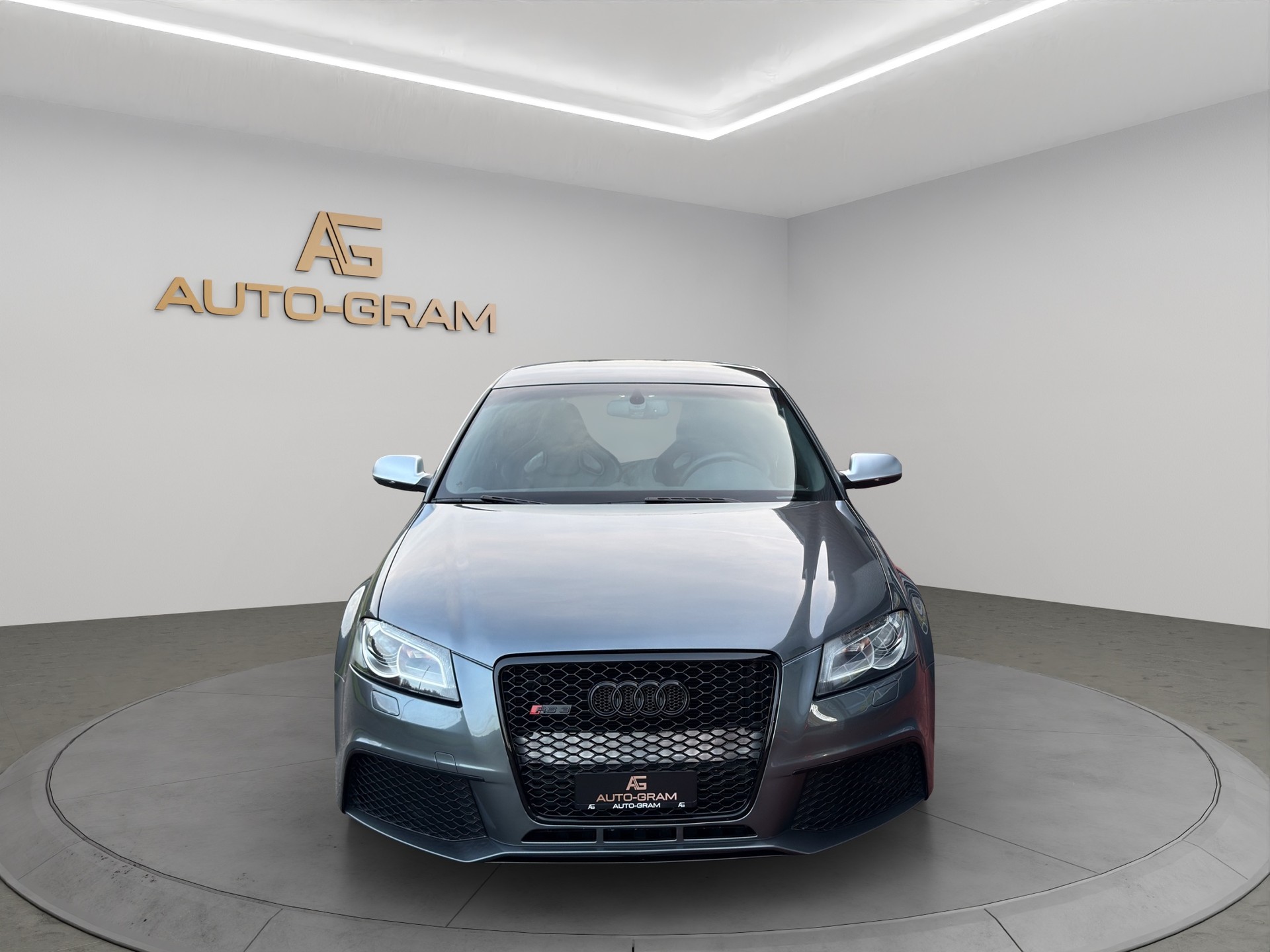AUDI RS3 Sportback 2.5 TFSI quattro S-tronic-image-7