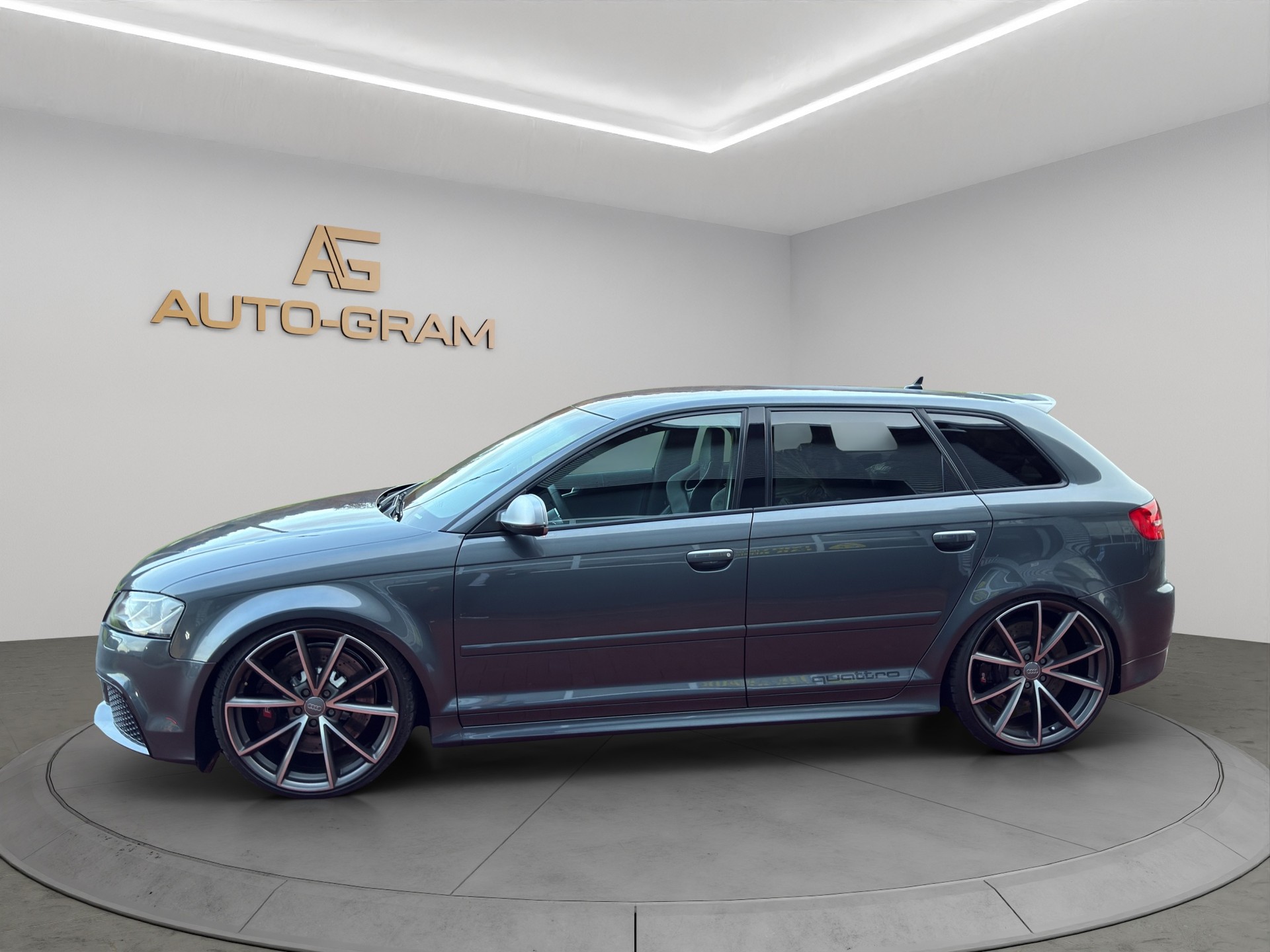 AUDI RS3 Sportback 2.5 TFSI quattro S-tronic-image-1