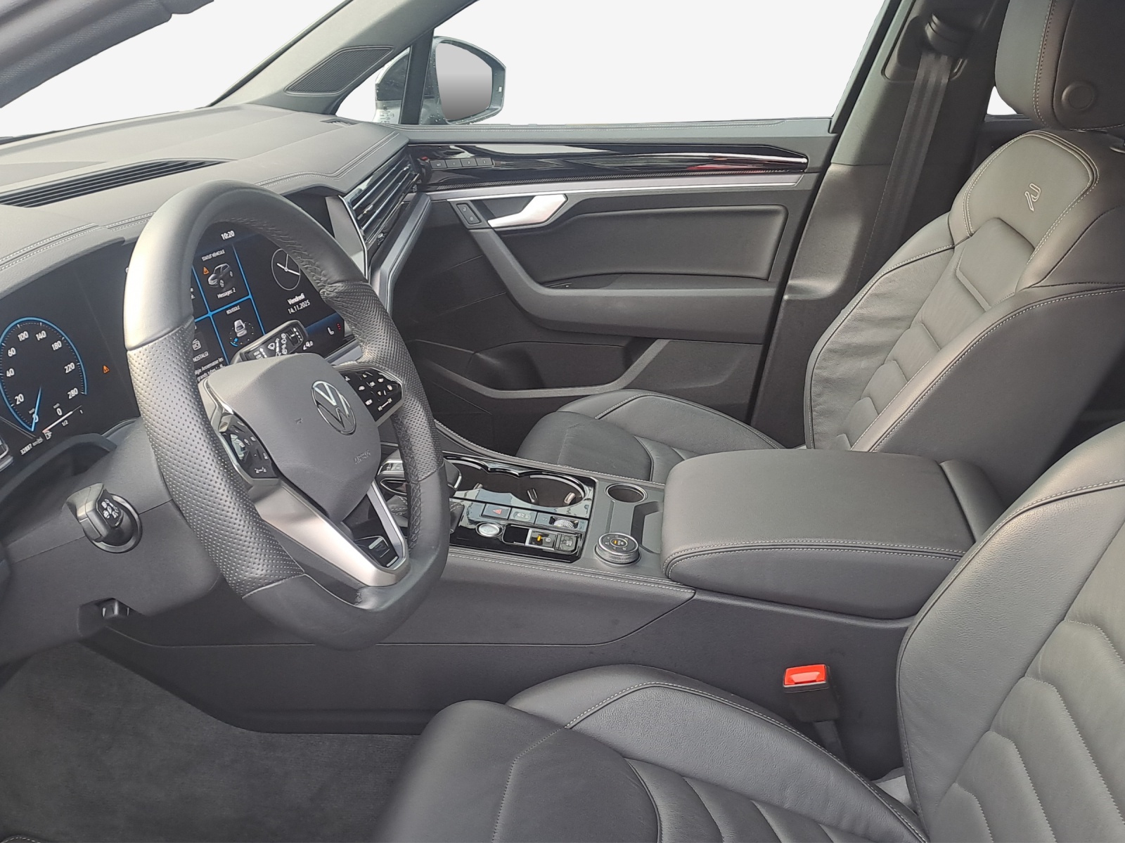 VW Touareg 3.0 TDI R-Line Tiptronic-image-7