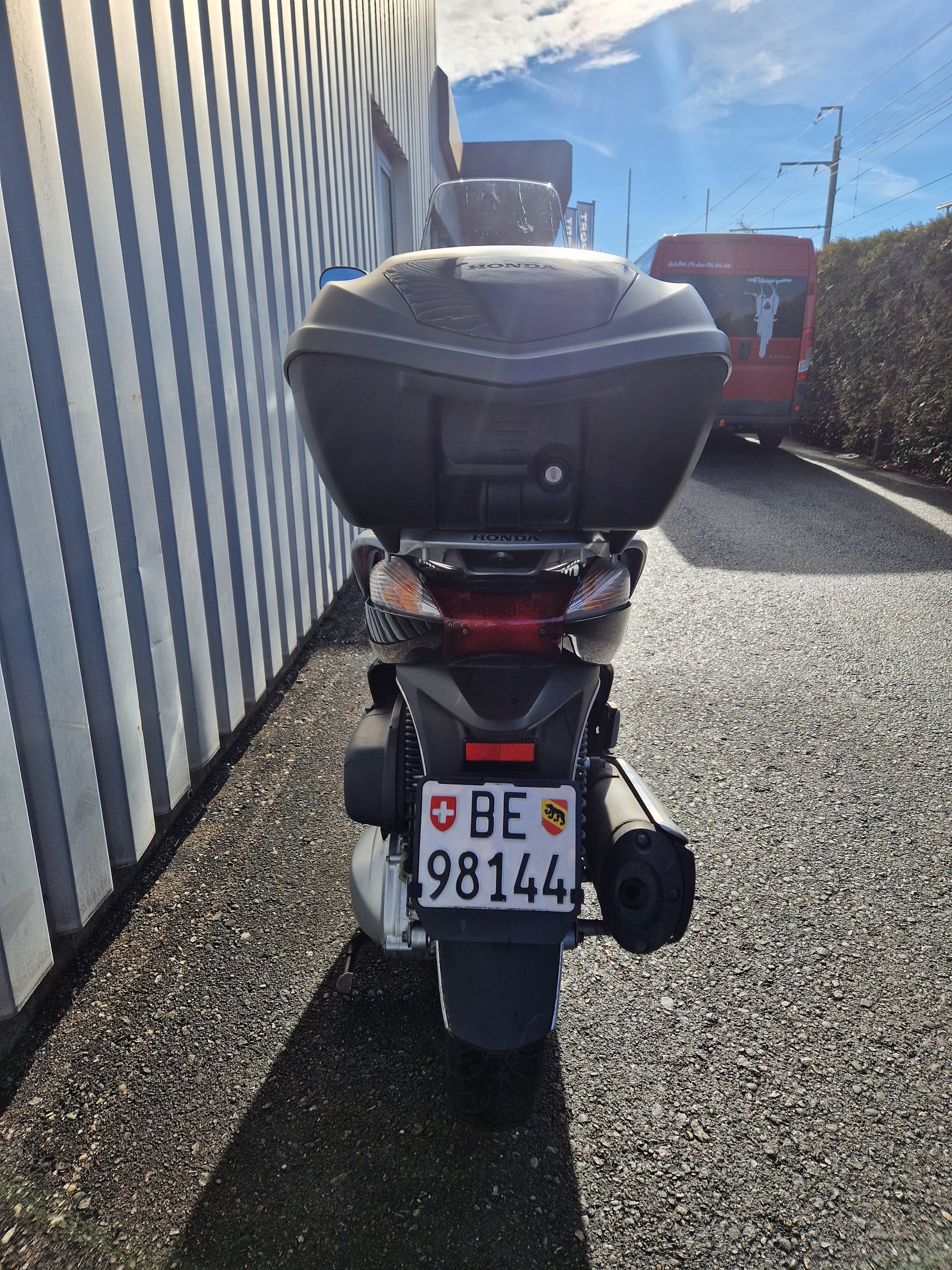 HONDA SH 300 i ABS-image-4