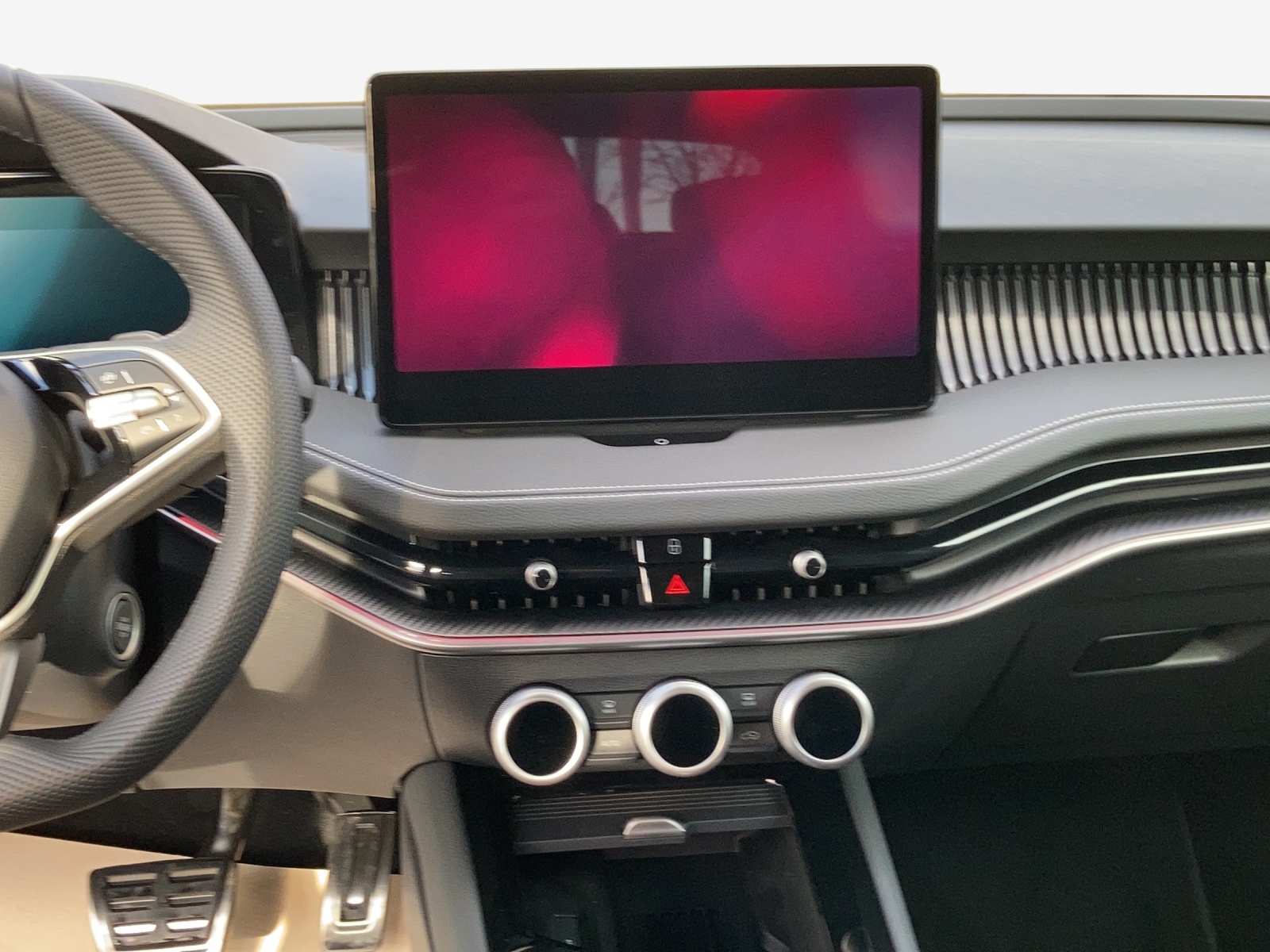 SKODA Superb Combi 2.0 TSI Sportline 4x4 DSG-image-10