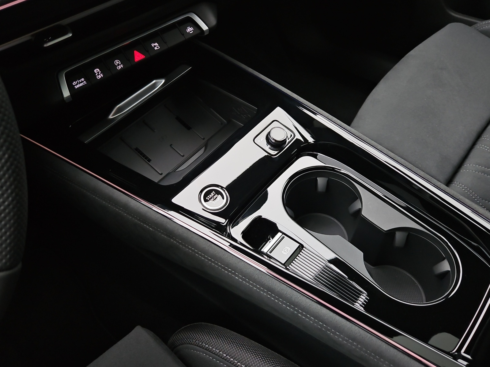 AUDI Q3 Sportback TFSI quattro 195 kW S tronic-image-15