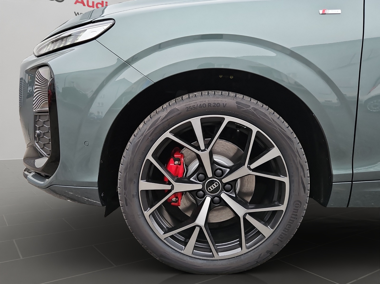 AUDI Q3 Sportback TFSI quattro 195 kW S tronic-image-6