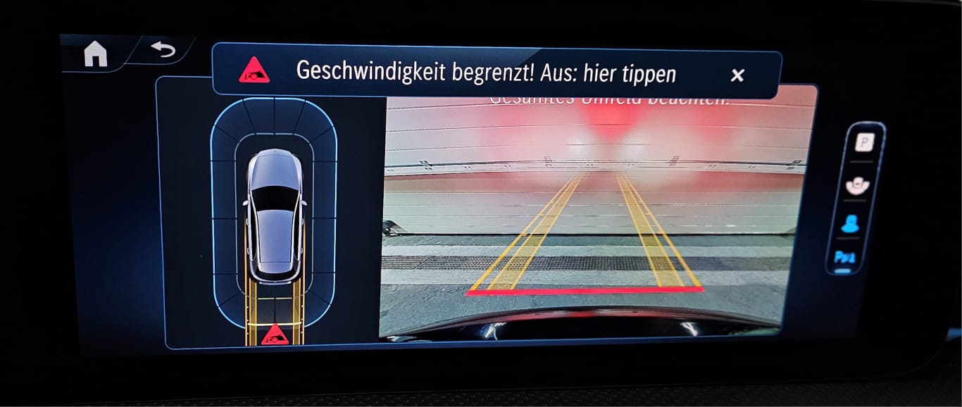 MERCEDES-BENZ A 250e AMG Line 8G-DCT-image-20