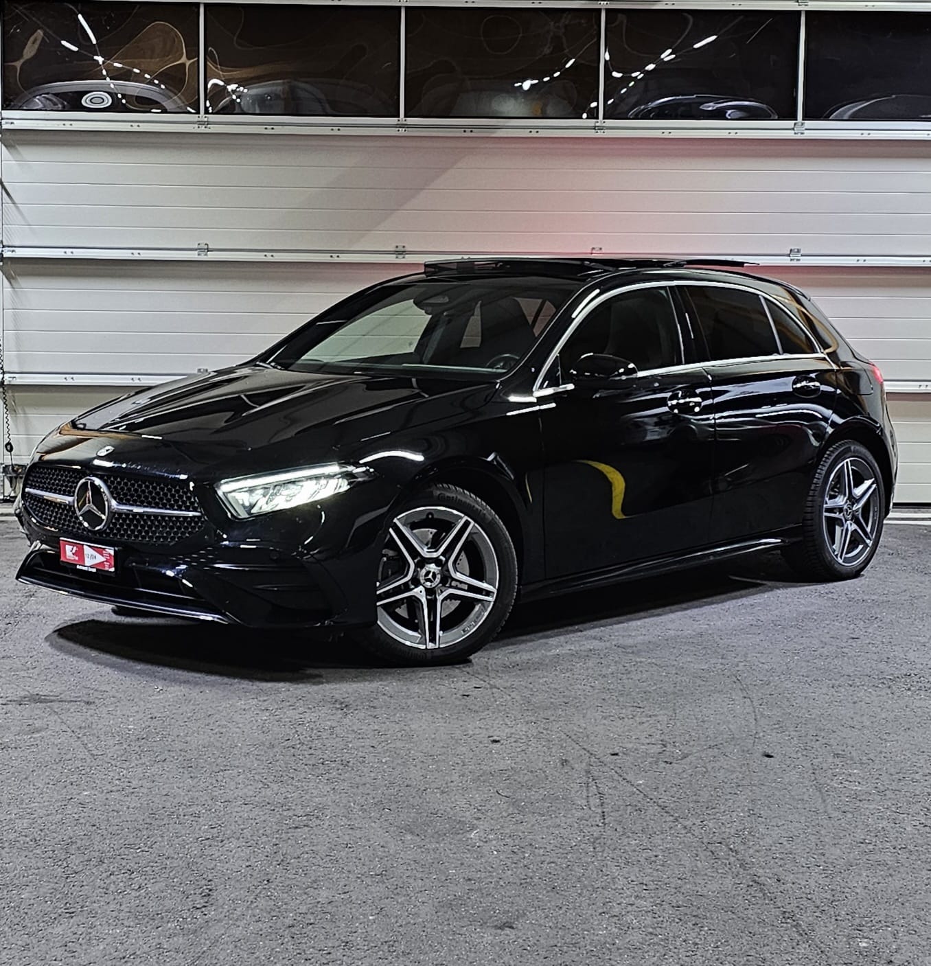 MERCEDES-BENZ A 250e AMG Line 8G-DCT-image-0