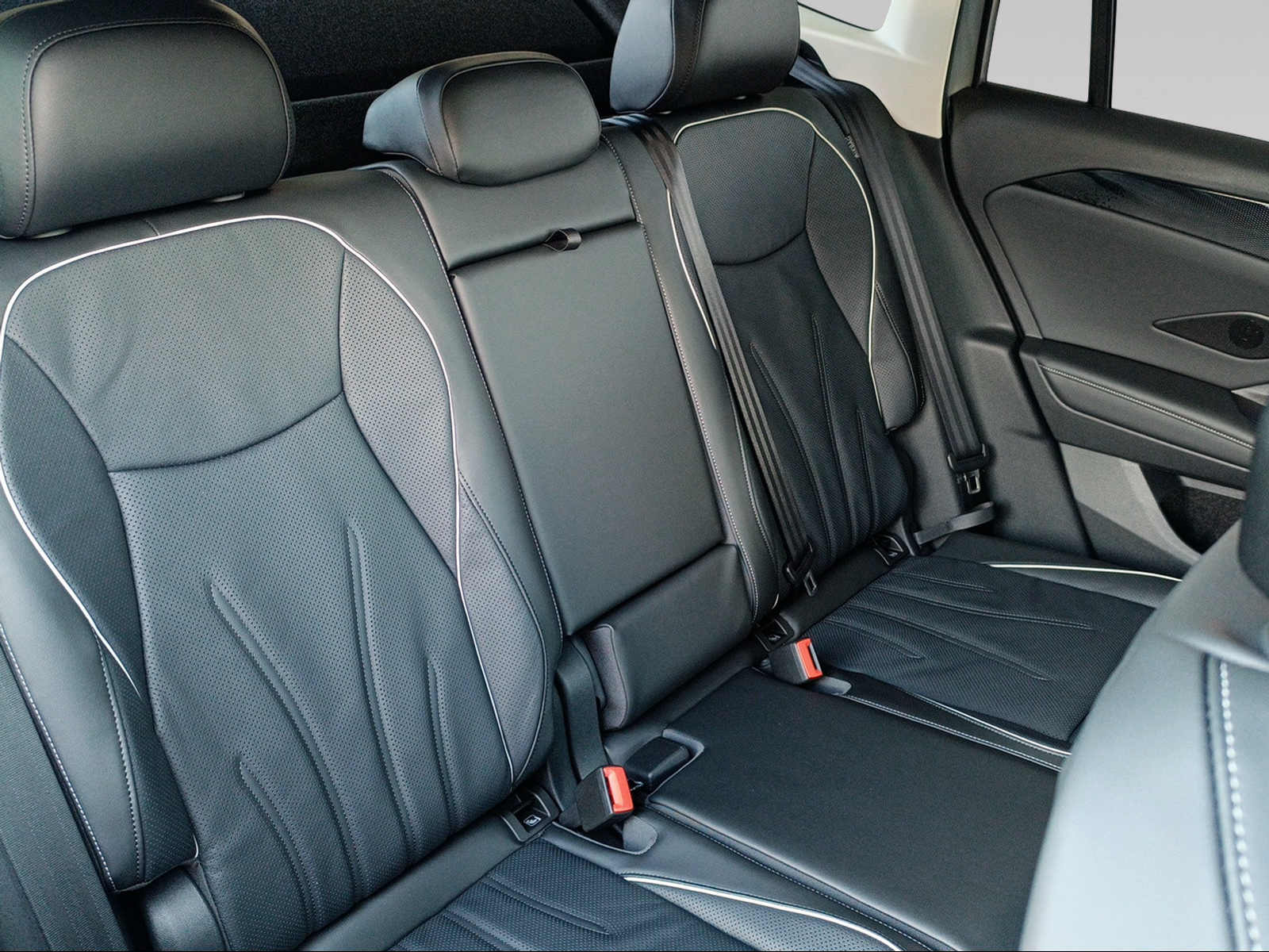 VW Tiguan 1.5 TSI evo2 eHybrid Life DSG-image-9