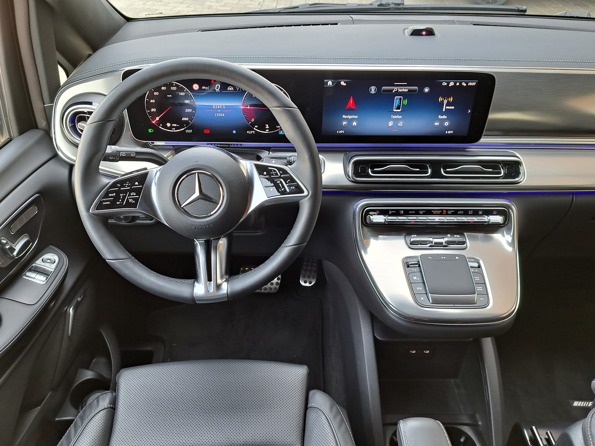 MERCEDES-BENZ V 300 d 4MATIC EXCLUSIVE Swiss Edition 3200mm L-image-7