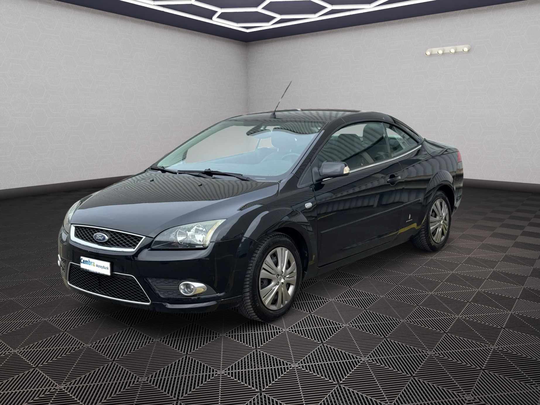 FORD Focus CC 2.0i Titanium-image-0