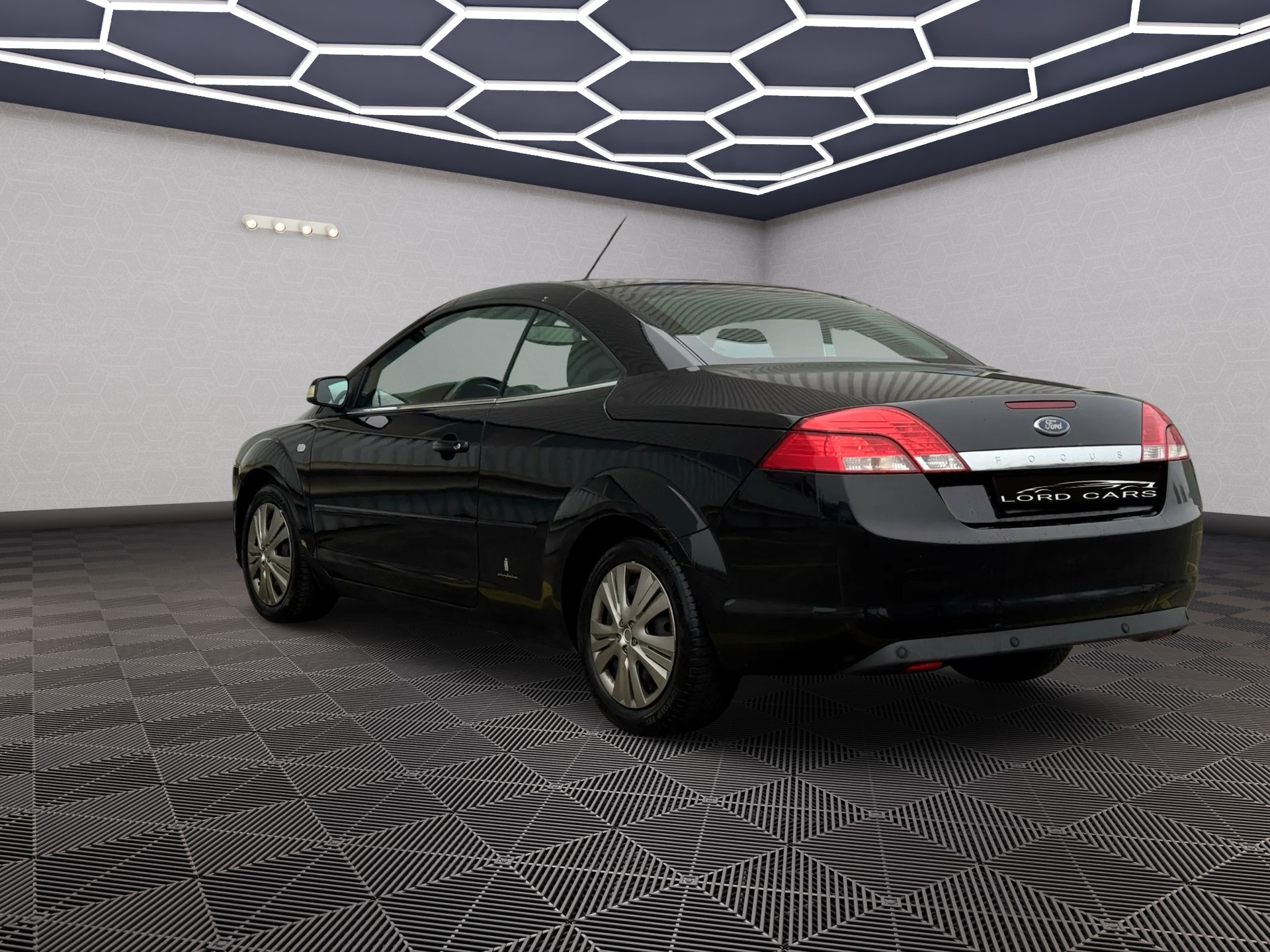FORD Focus CC 2.0i Titanium-image-5